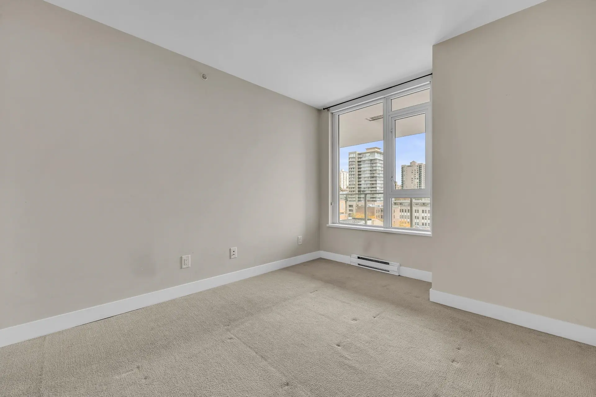 #1105 668 Columbia Street - Image 12
