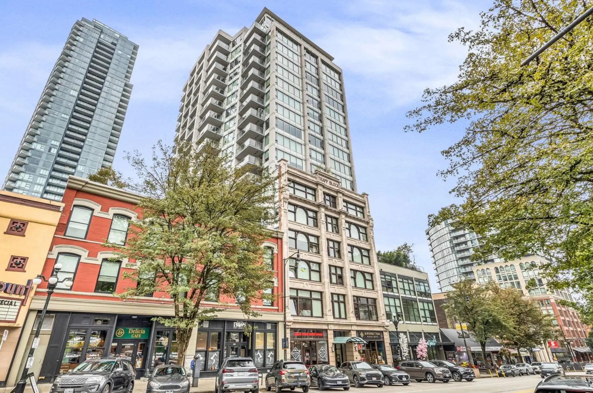 #1105 668 Columbia Street - Image 1