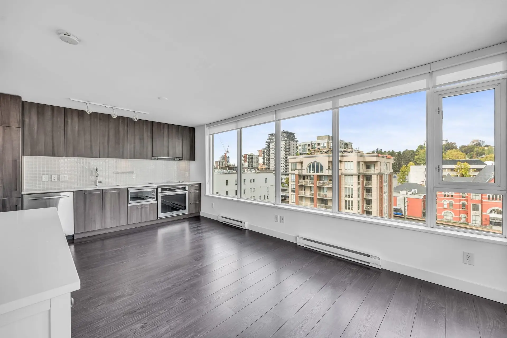 #1105 668 Columbia Street - Image 5