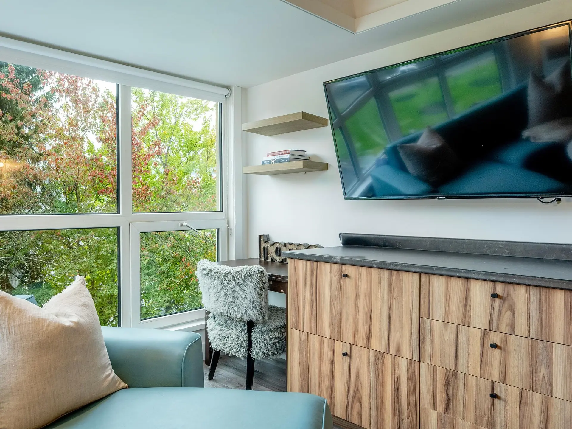 #312 4557 Blackcomb Way - Image 3