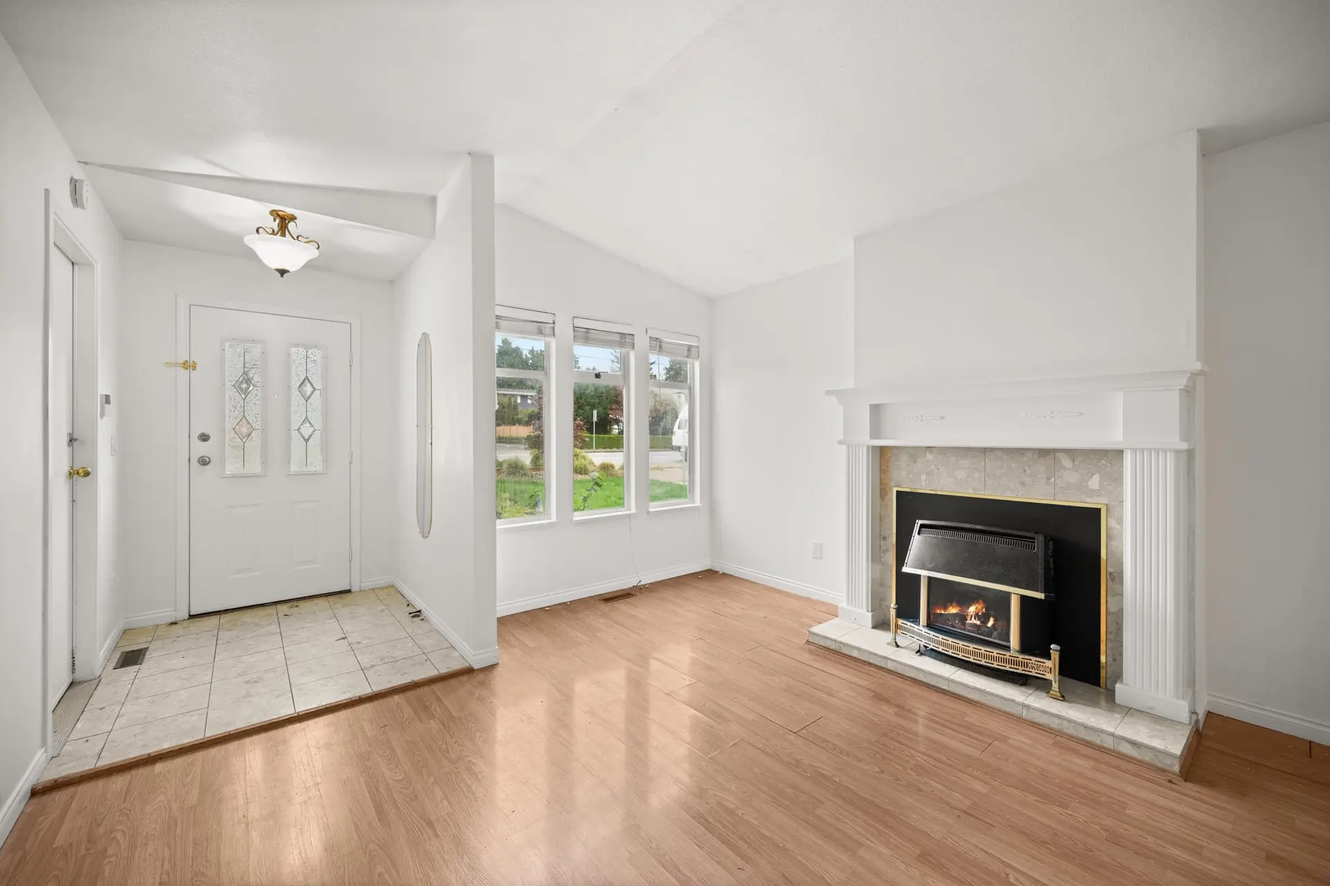 11677 203 Street - Image 9