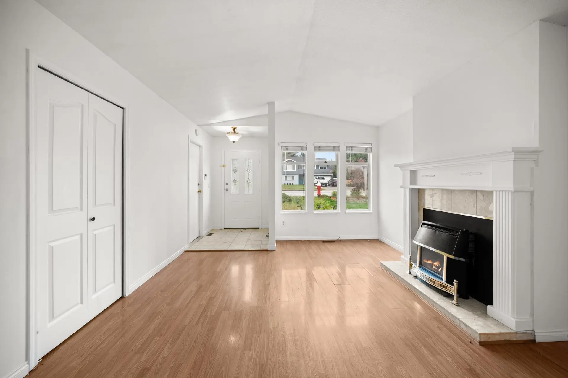 11677 203 Street - Image 10