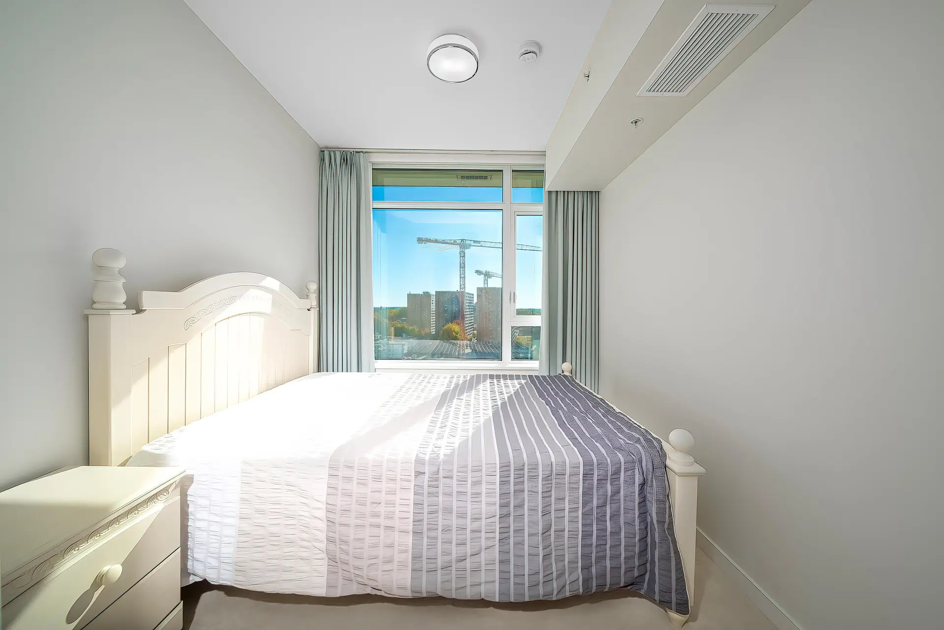 #1501 7328 Gollner Avenue - Image 8