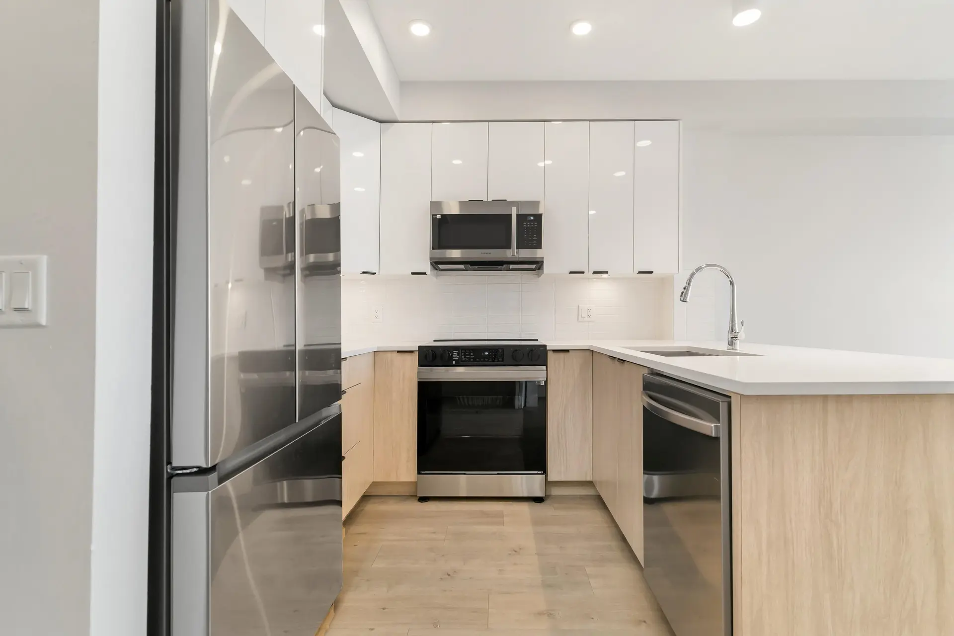 Property at #519 20061 FRASER HIGHWAY, Langley, BC