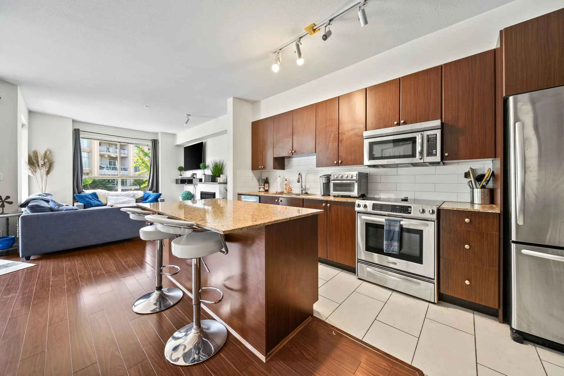 #207 275 Ross Drive - Image 4