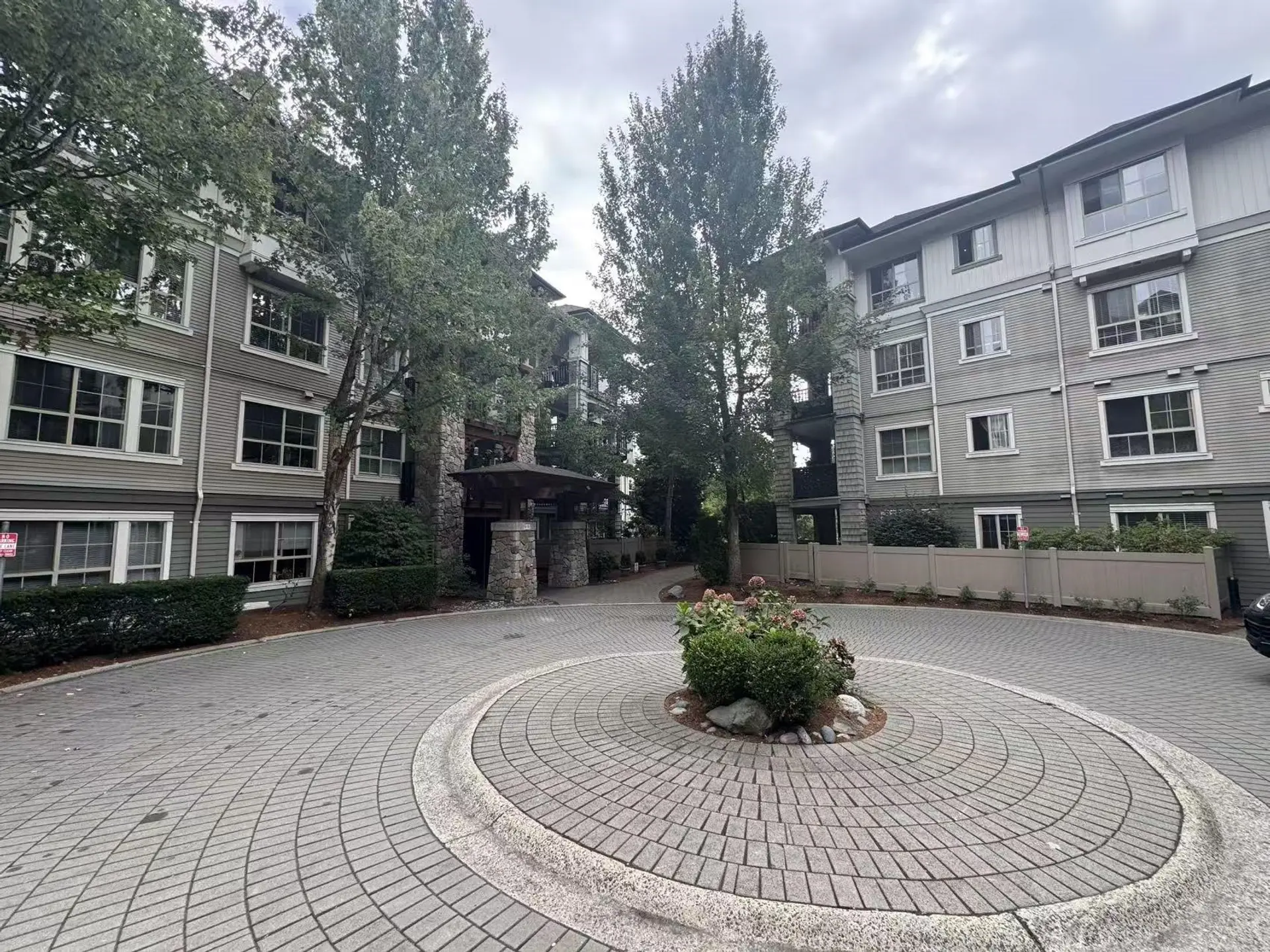 Property at #306 2958 SILVER SPRINGS BOULEVARD, Coquitlam, BC