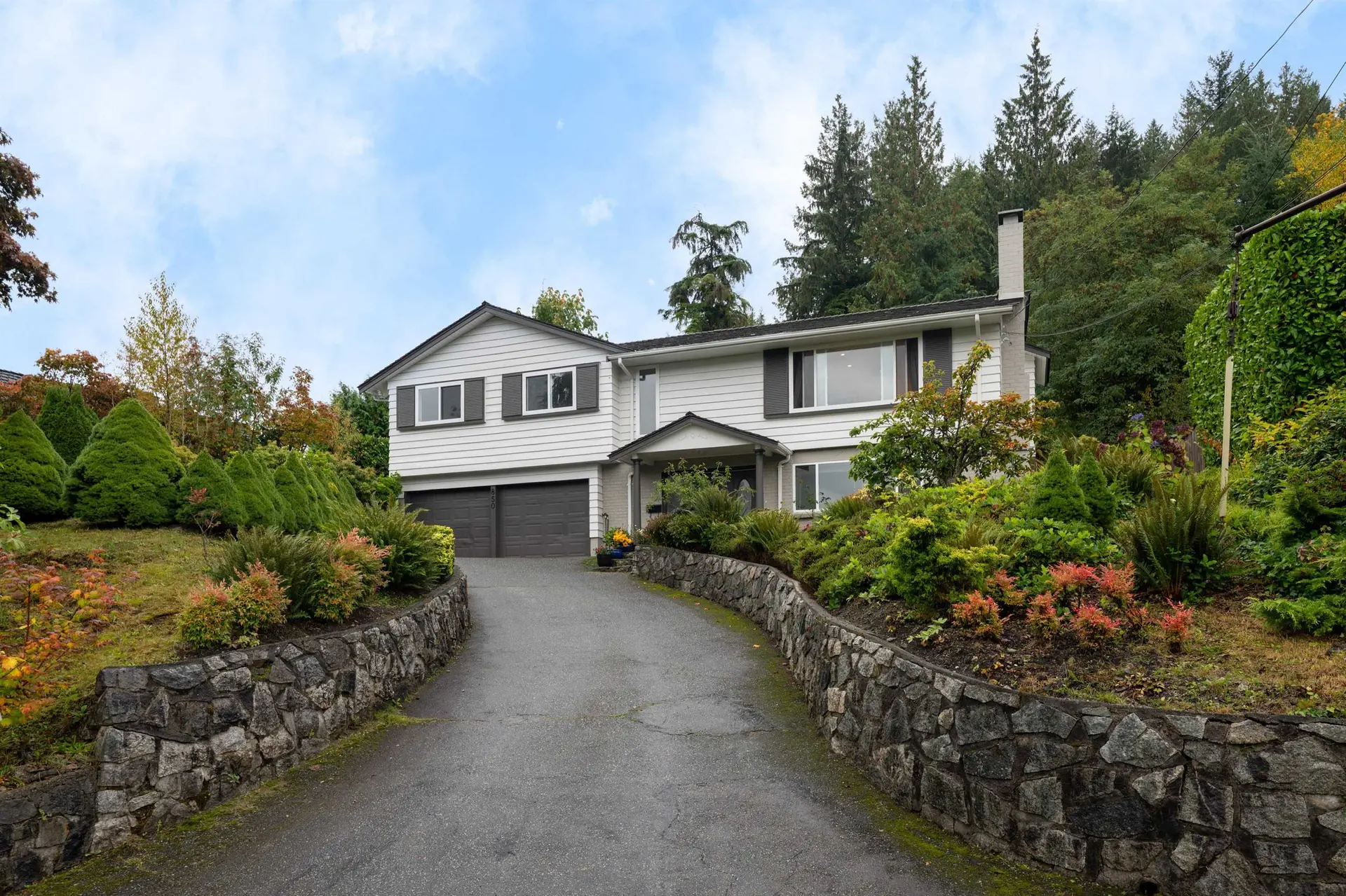 Property at 850 Jefferson Avenue, West Vancouver, BC