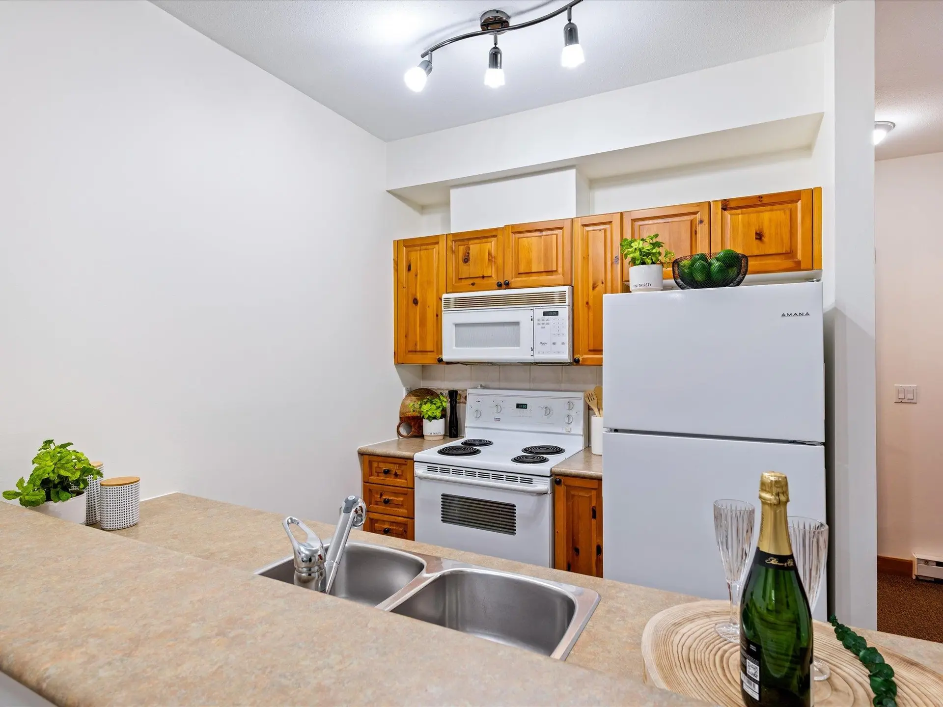 #204 4405 Blackcomb Way - Image 9