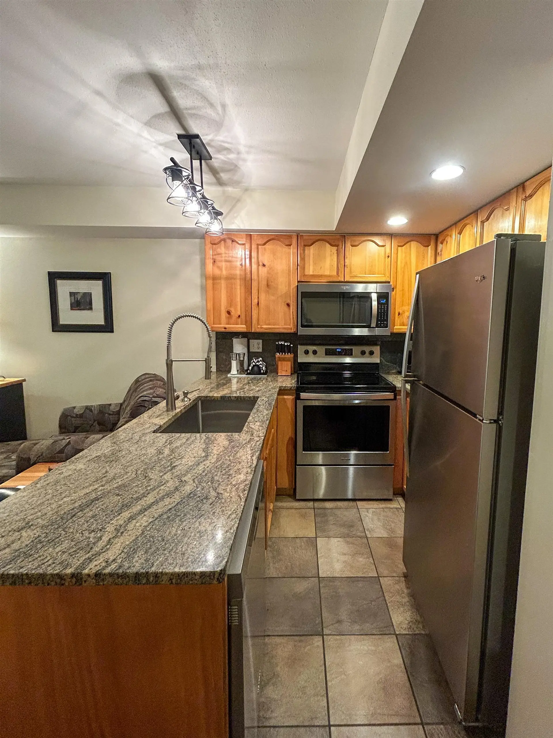 #WK14-31 4375 Northlands Boulevard - Image 6
