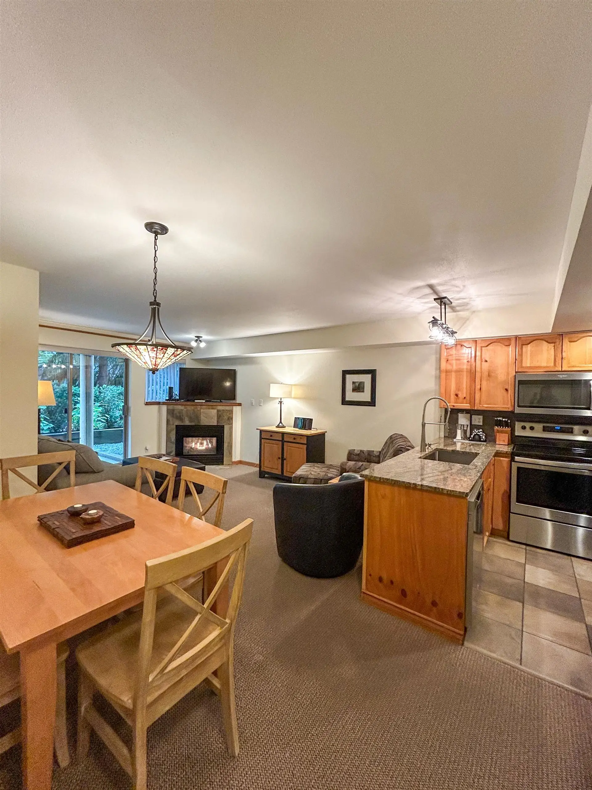 #WK14-31 4375 Northlands Boulevard - Image 7