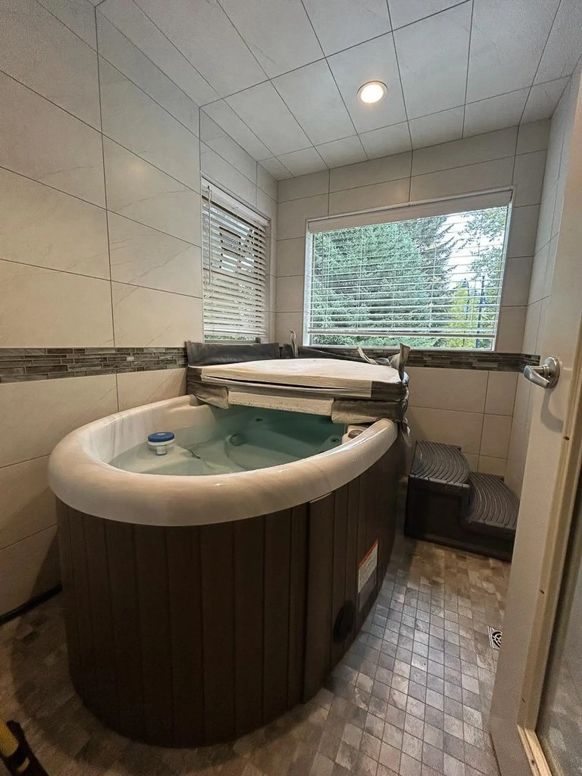 #WK14-31 4375 Northlands Boulevard - Image 11