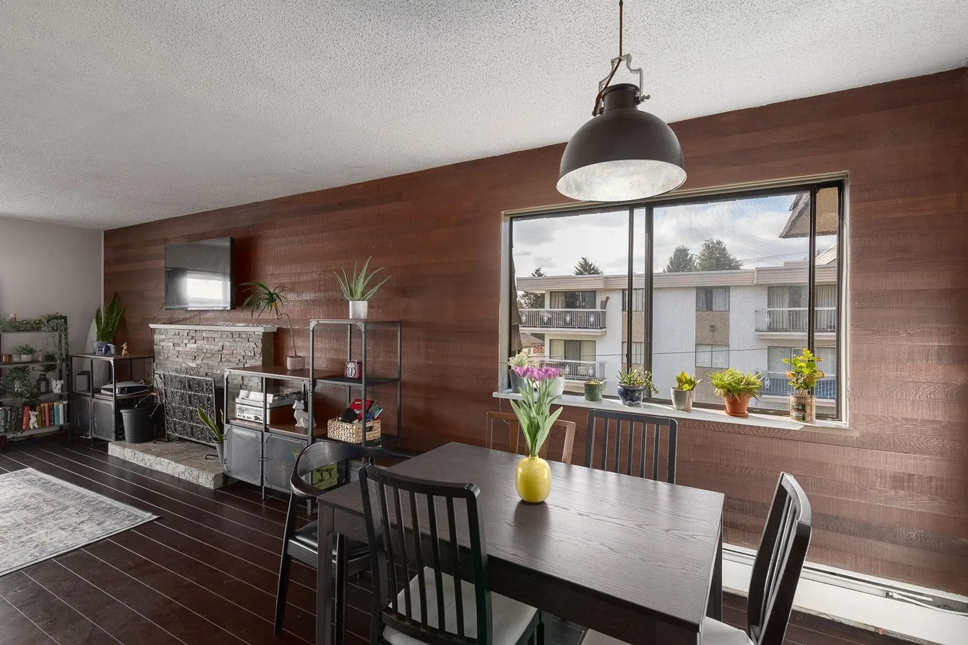 #307 466 E Eighth Avenue - Image 5