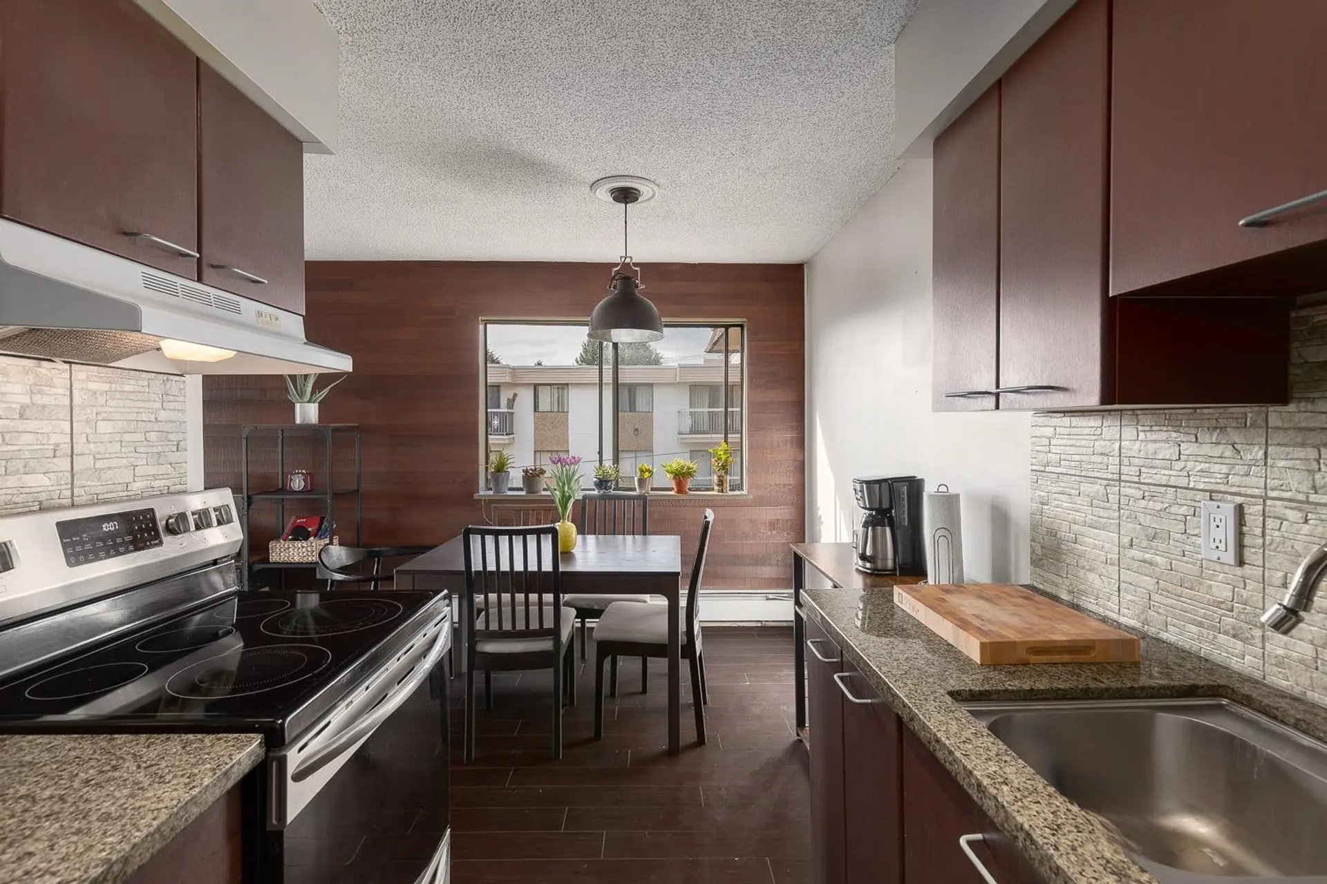 #307 466 E Eighth Avenue - Image 9