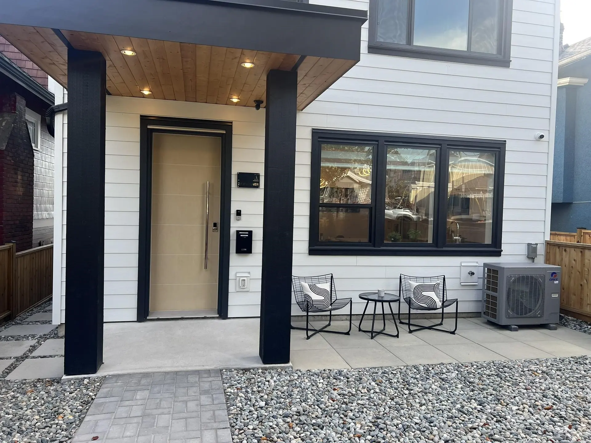 #1 2838 Turner Street - Image 3