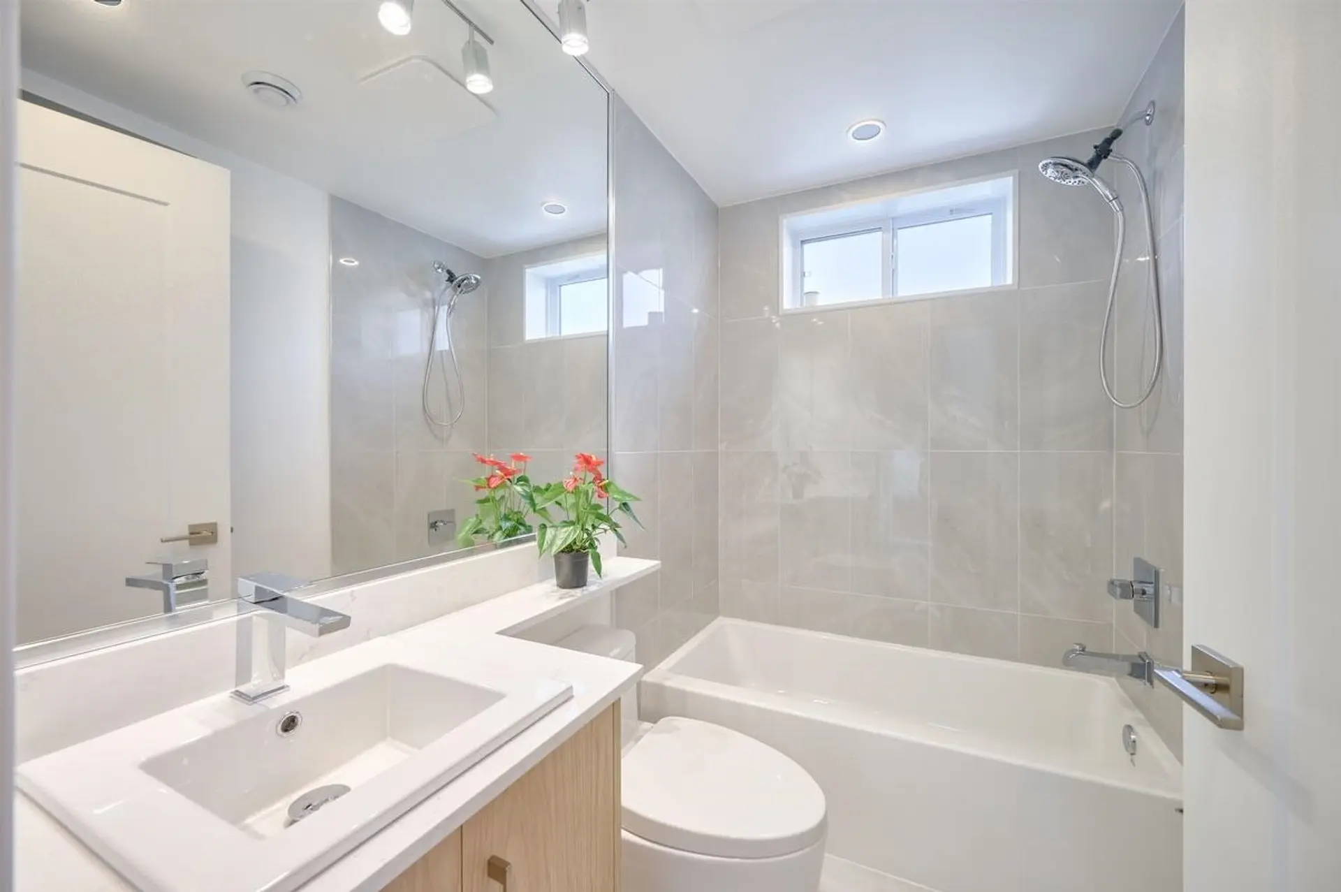 #1 2838 Turner Street - Image 14