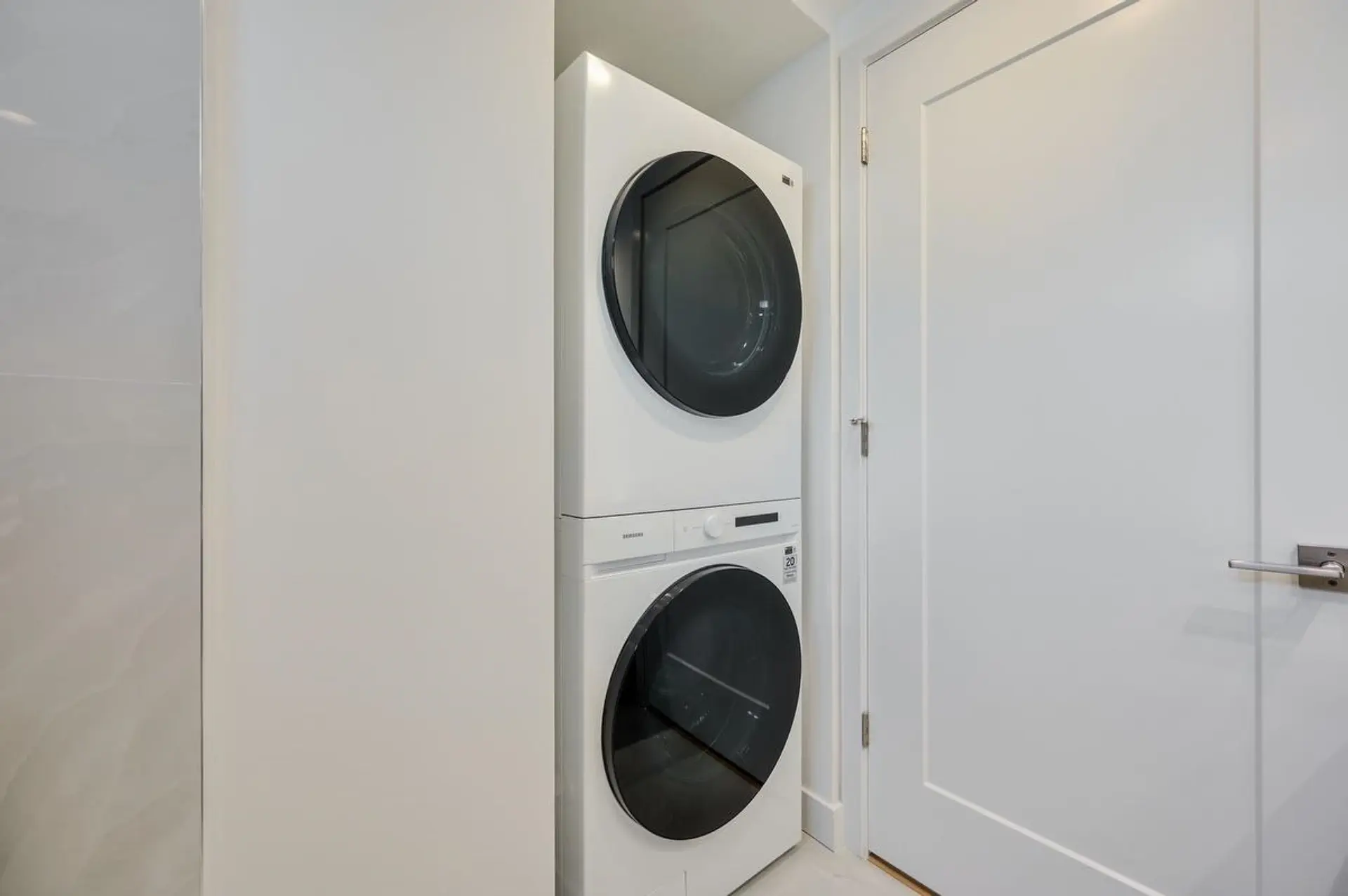 #1 2838 Turner Street - Image 15