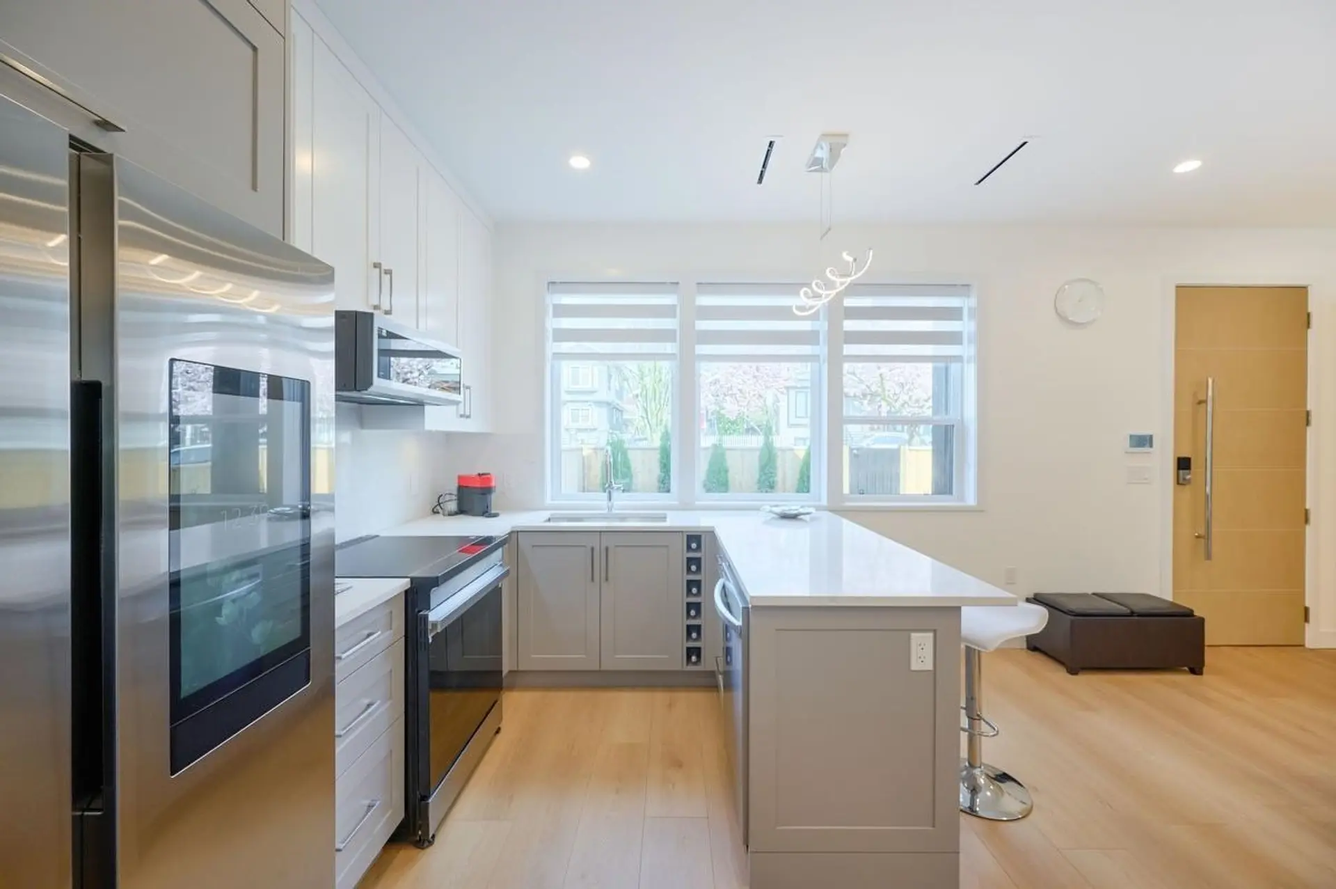 #1 2838 Turner Street - Image 8