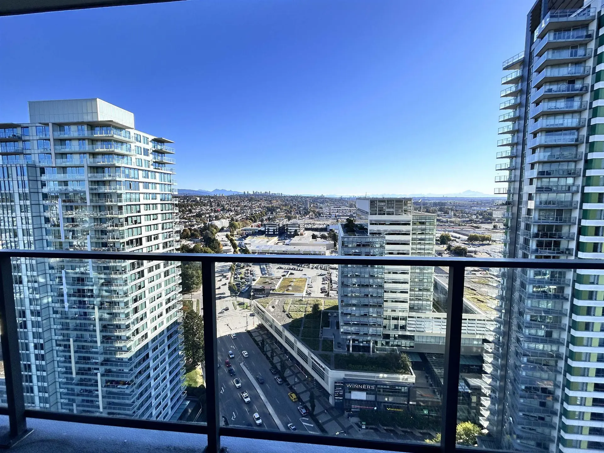 #2606 8189 Cambie Street - Image 12