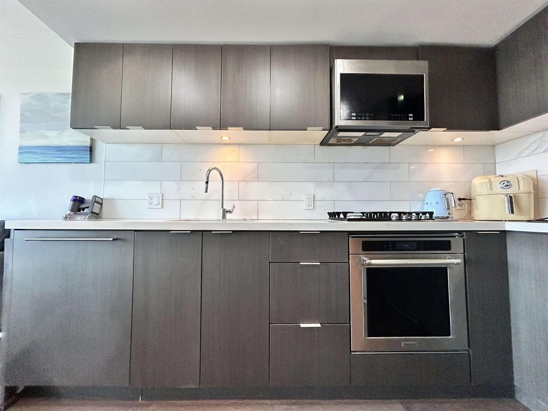 #2606 8189 Cambie Street - Image 7