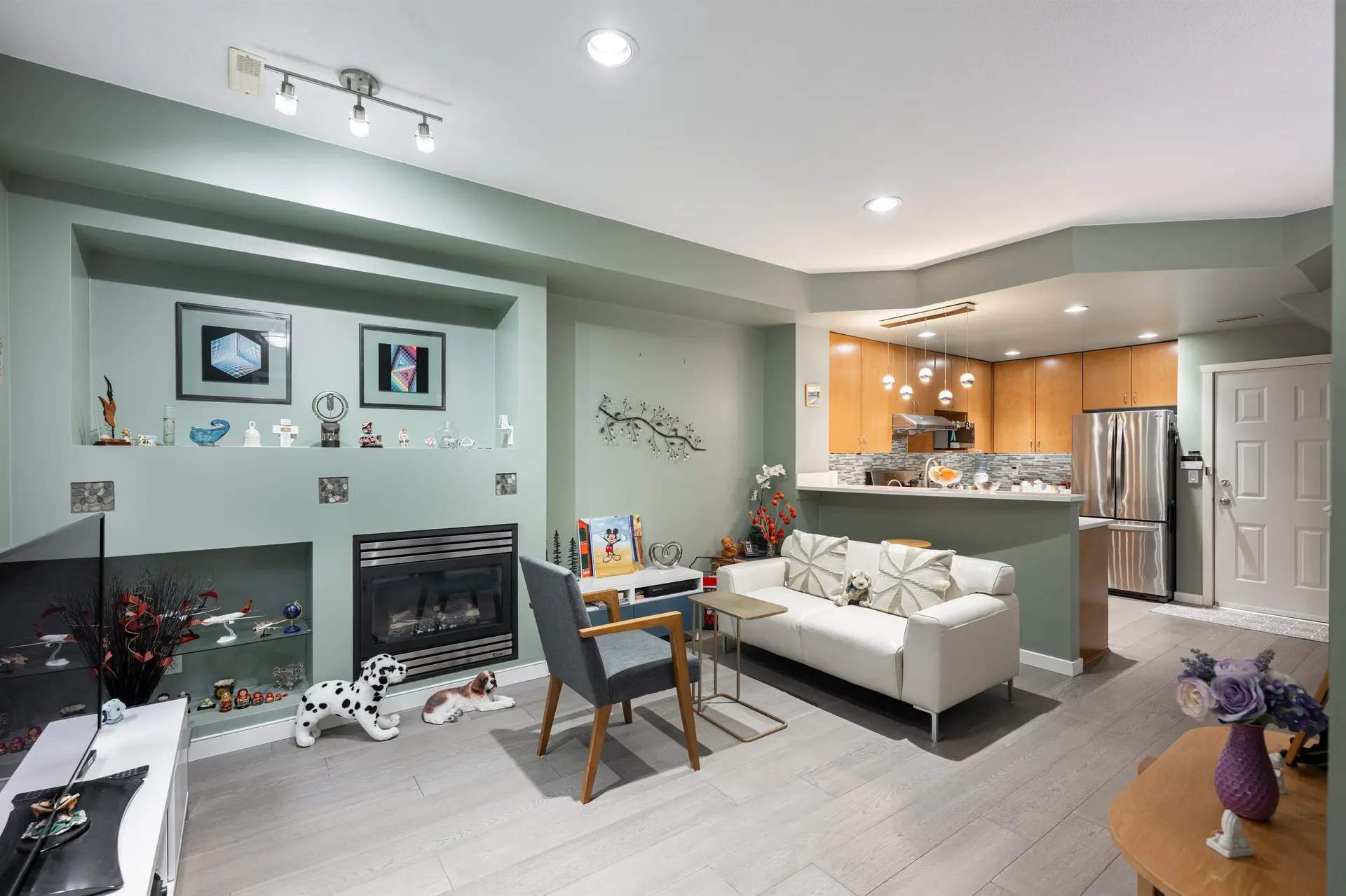 #30 7733 Heather Street - Image 3