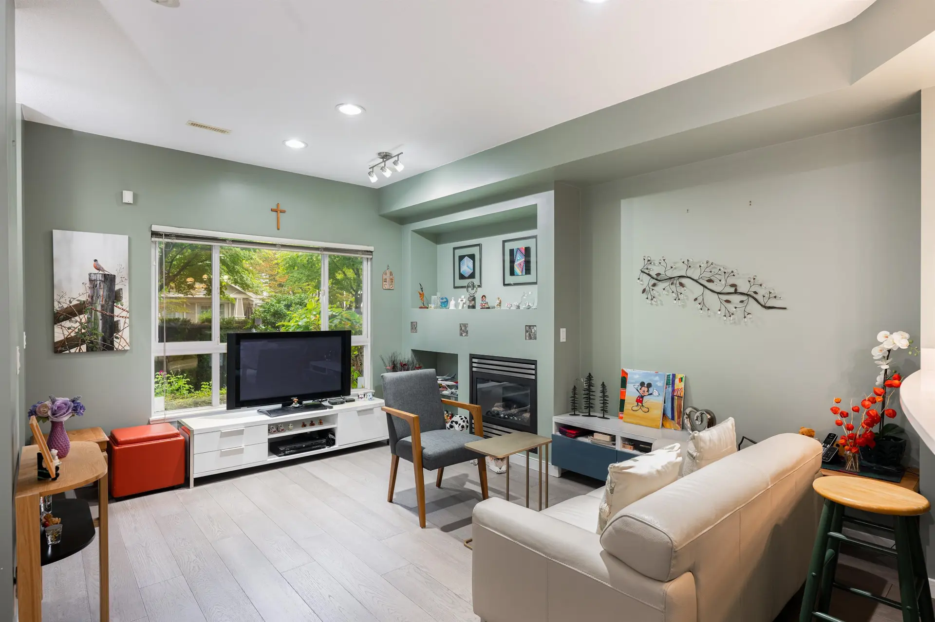 #30 7733 Heather Street - Image 4