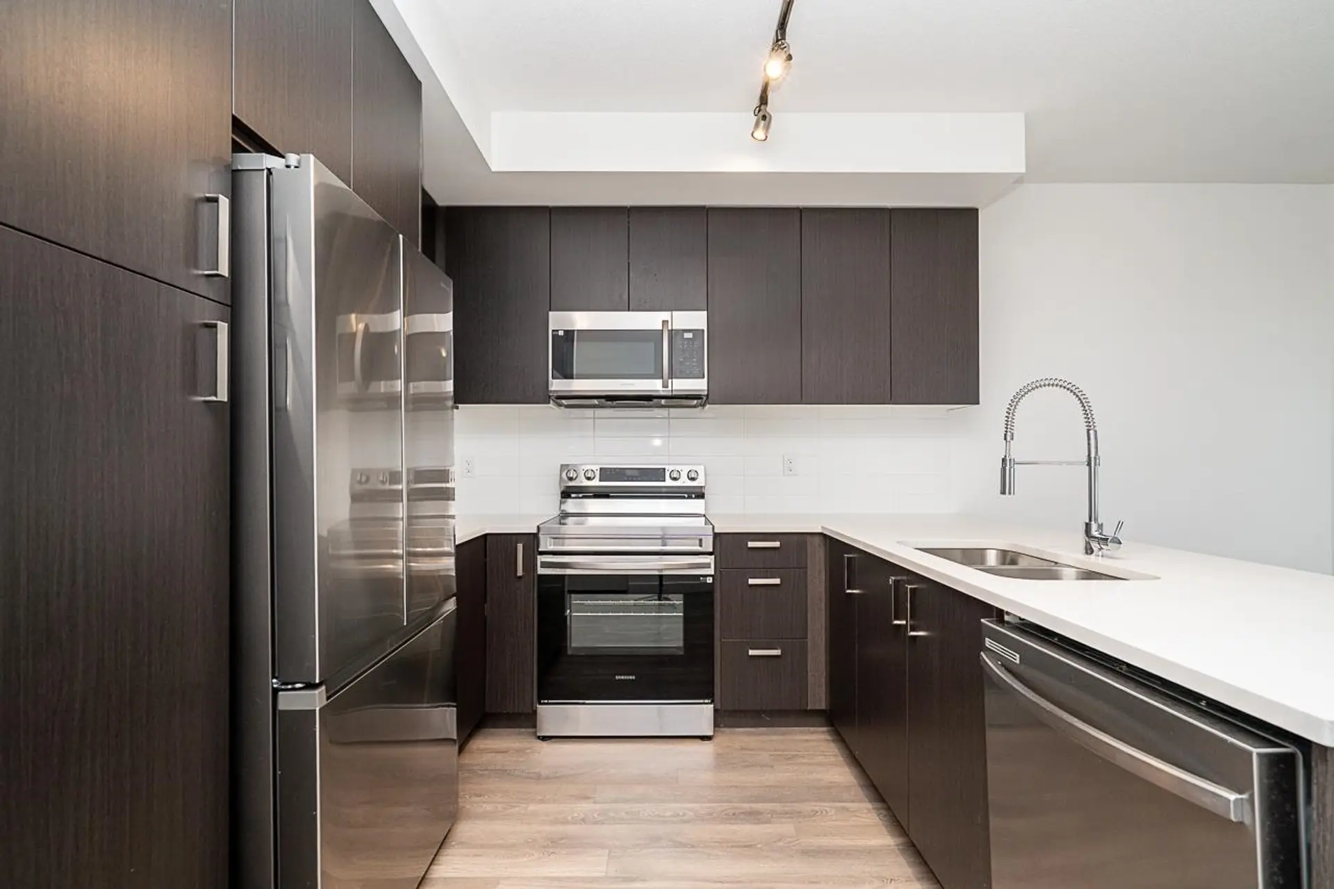 Property at #419 15738 85 AVENUE, Surrey, BC