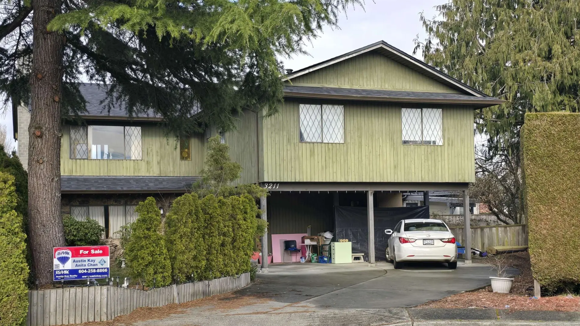 3211 Bowen Drive - Image 1