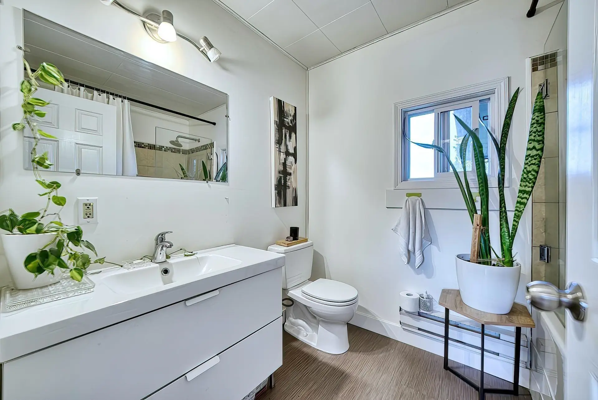 638-640 Wyngaert Road - Image 7