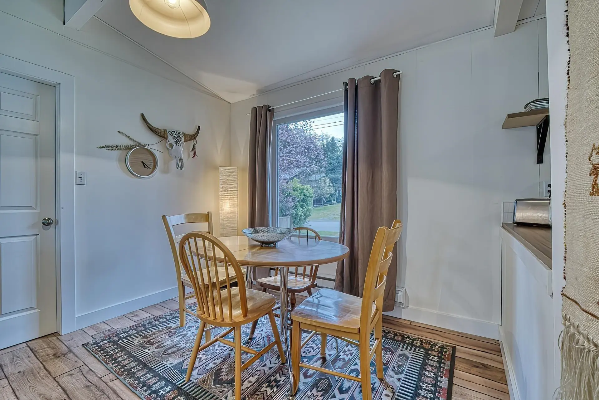 638-640 Wyngaert Road - Image 5