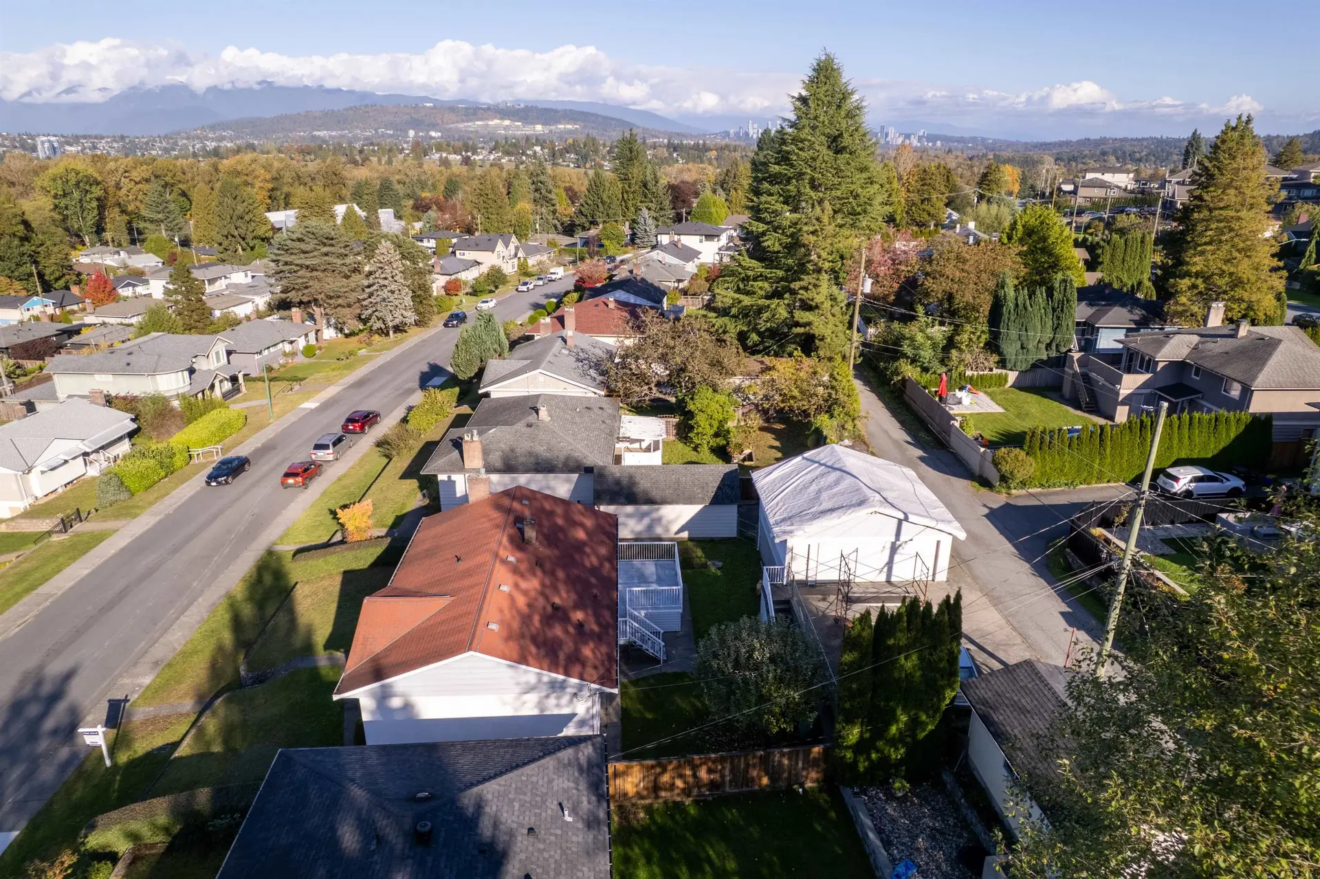 4370 Briarwood Crescent - Image 9