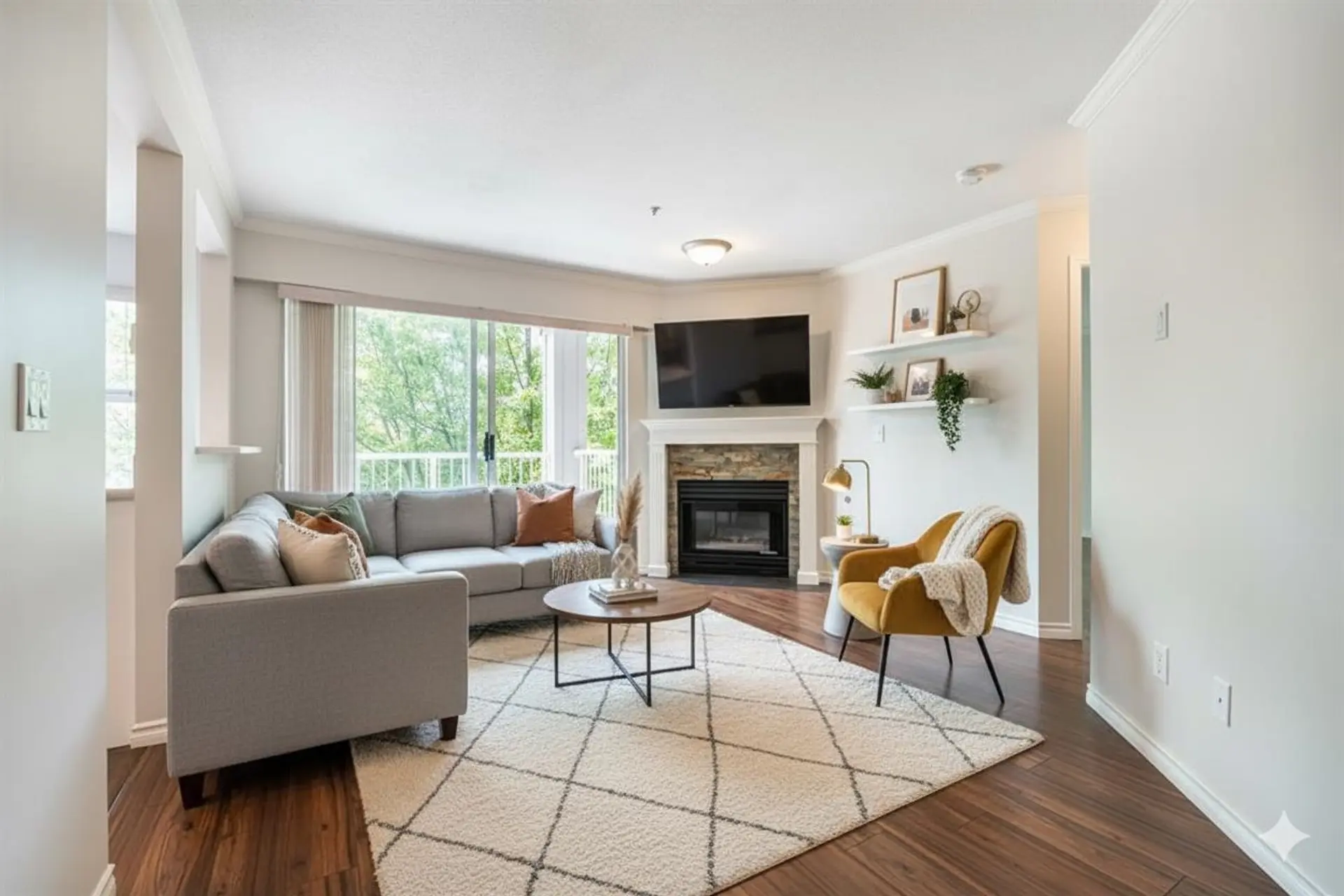 #102 135 Eleventh Street - Image 2
