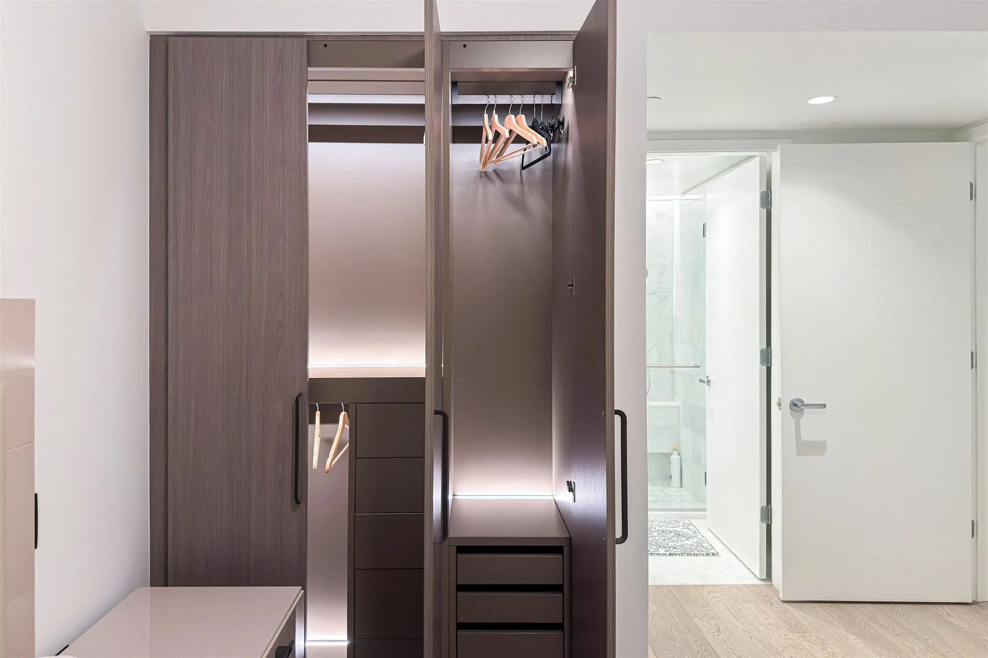 Property at #1506 1408 ROBSON STREET, Vancouver, BC