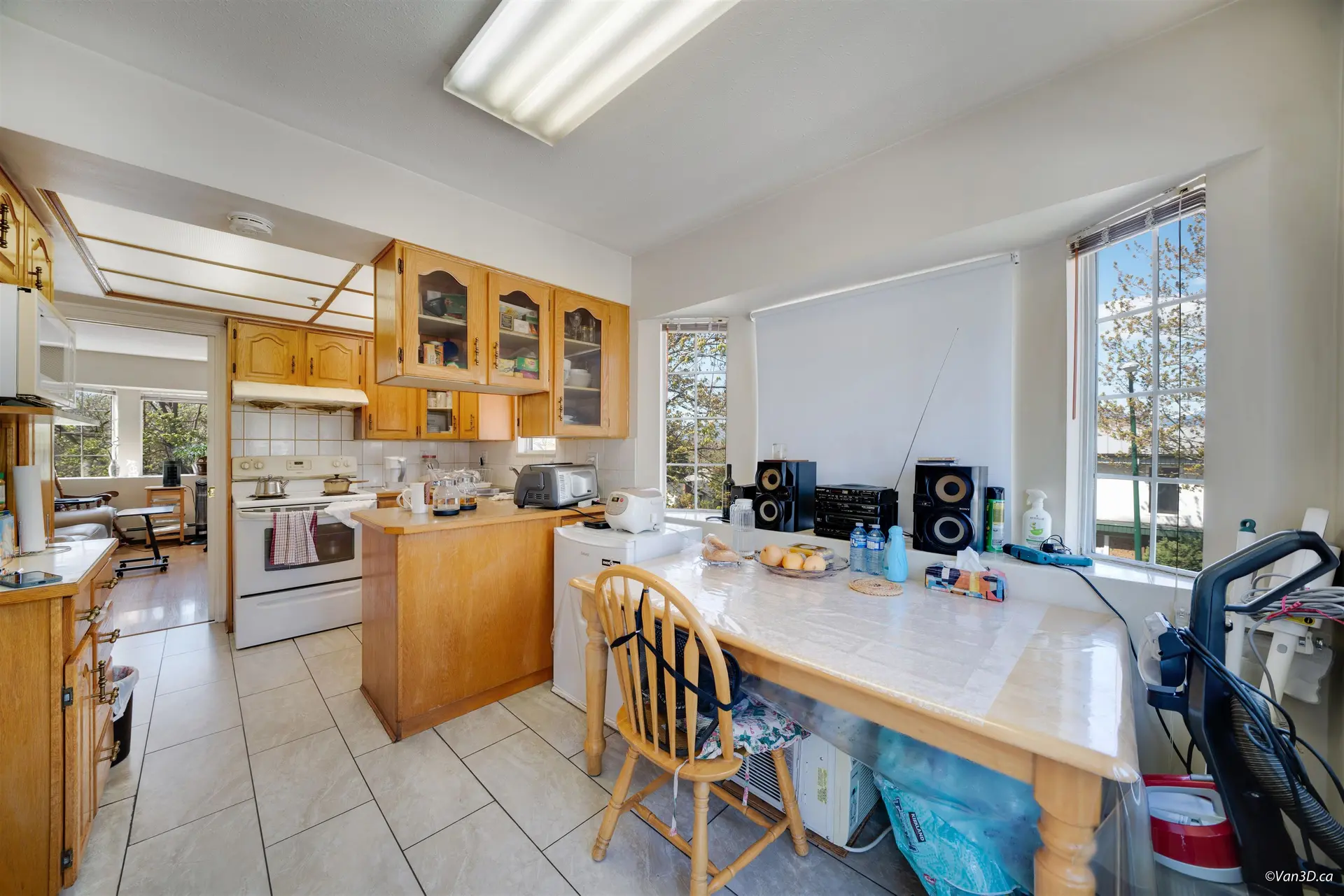 4502 Nanaimo Street - Image 7