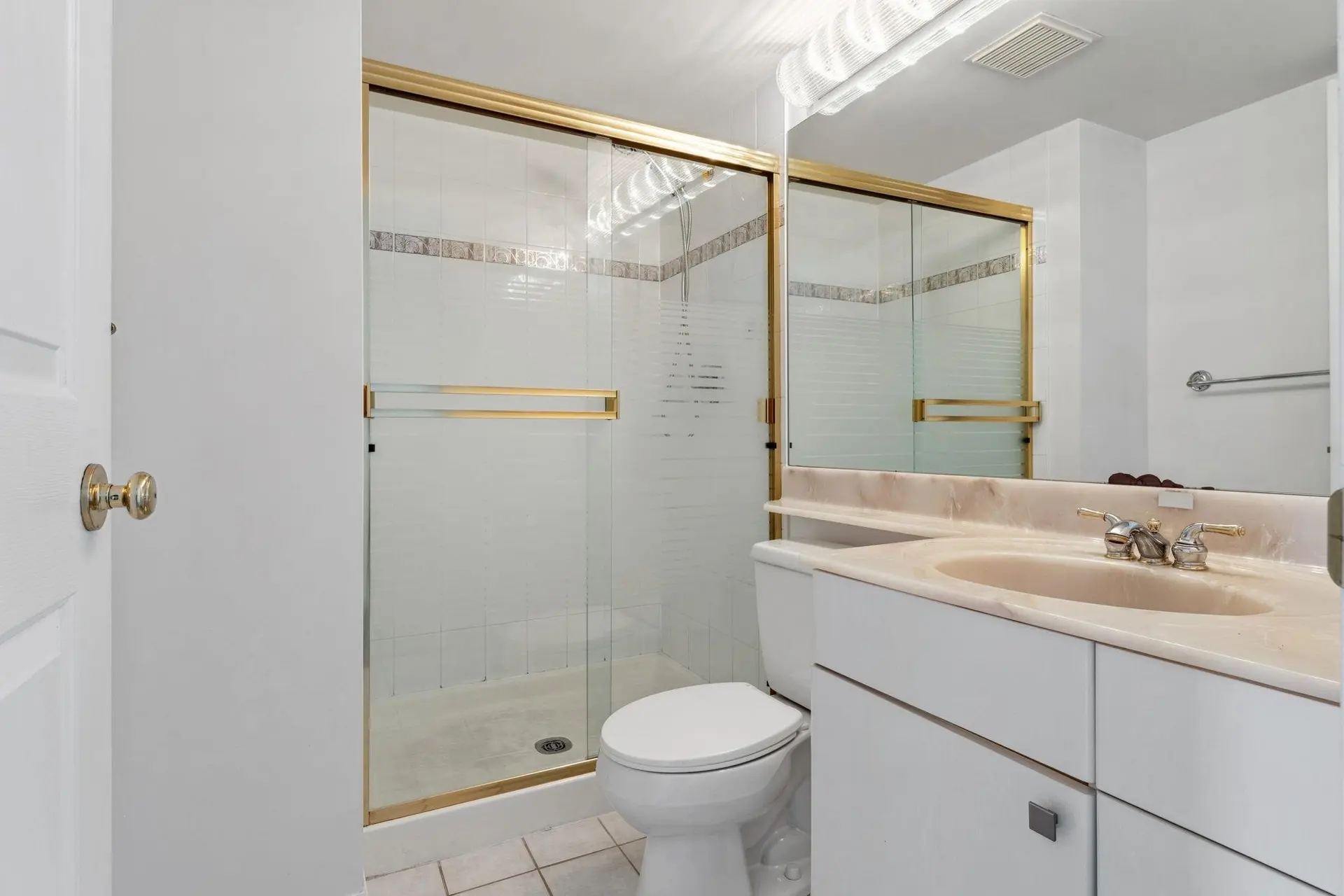 #1105 8238 Saba Road - Image 17