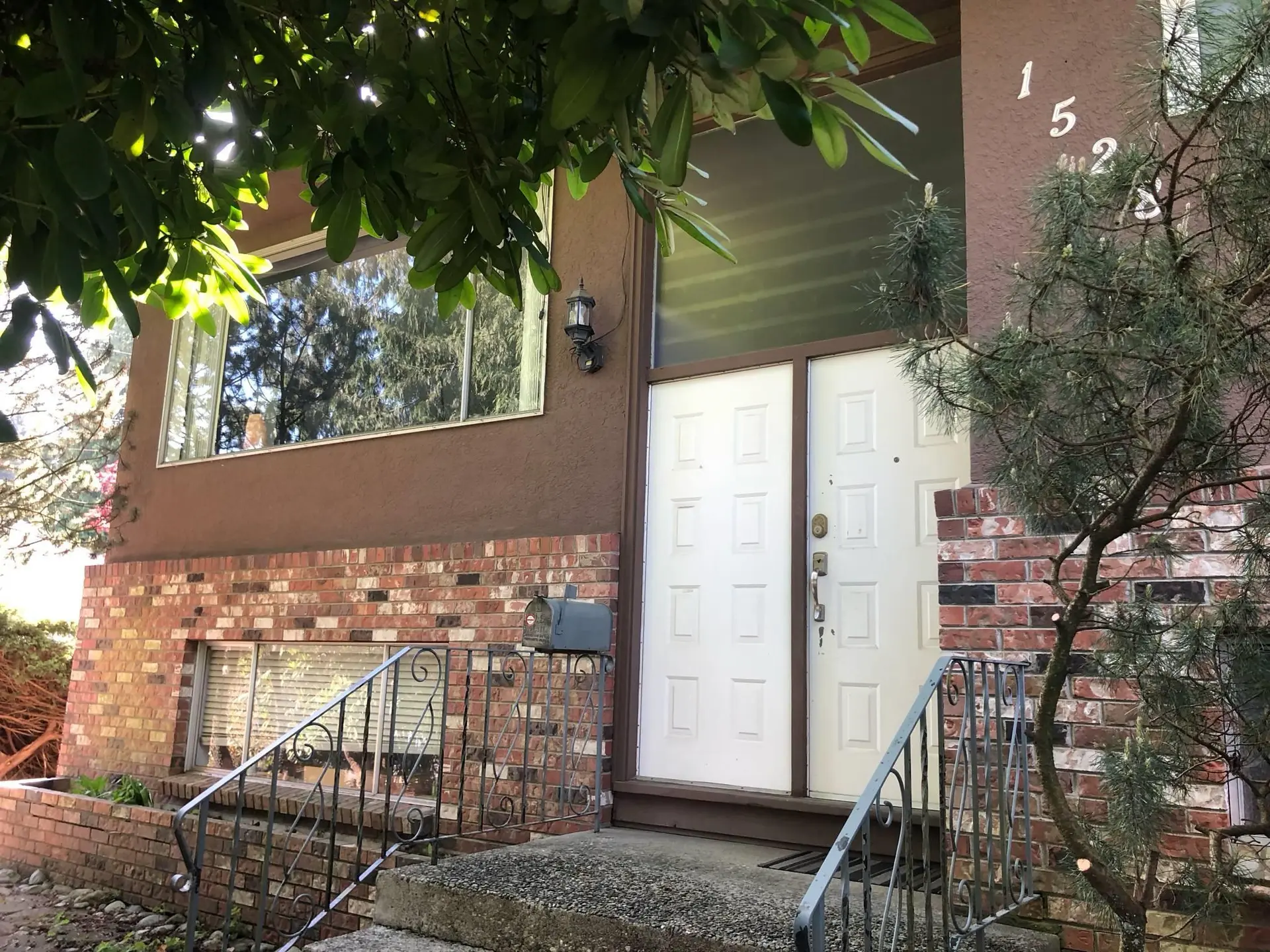 1528 Eastern Drive - Image 3