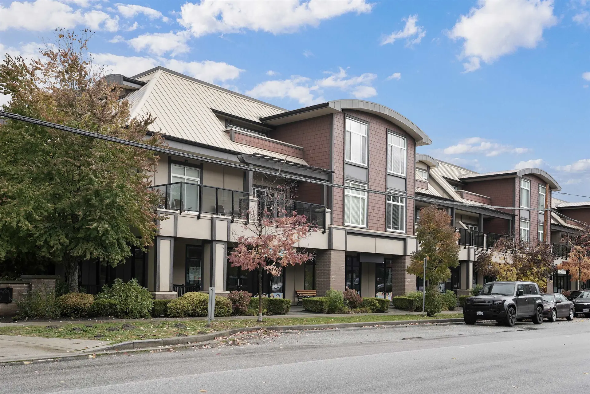 #208 14885 60 Avenue - Image 1