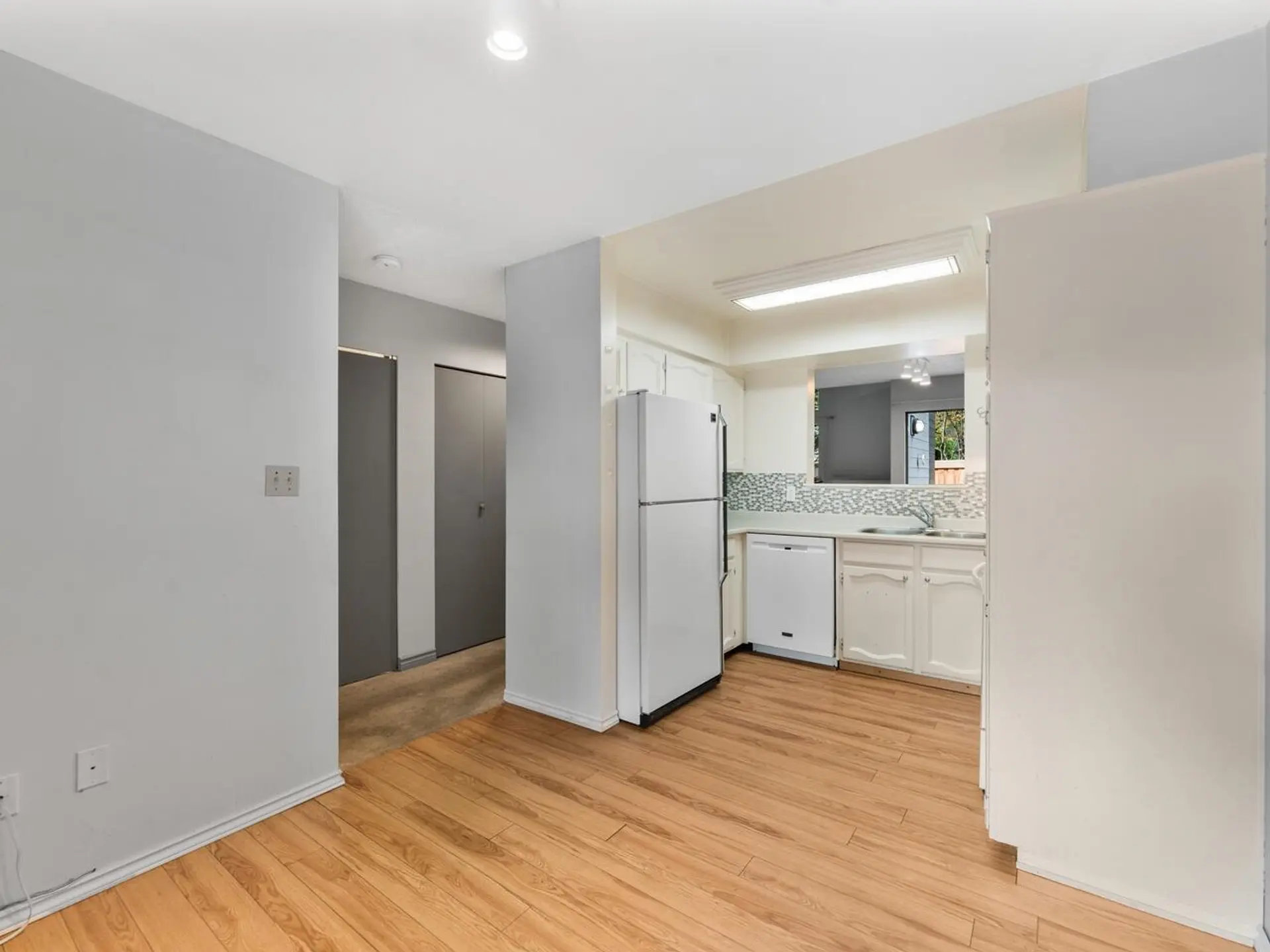 #19 3851 Blundell Road - Image 2