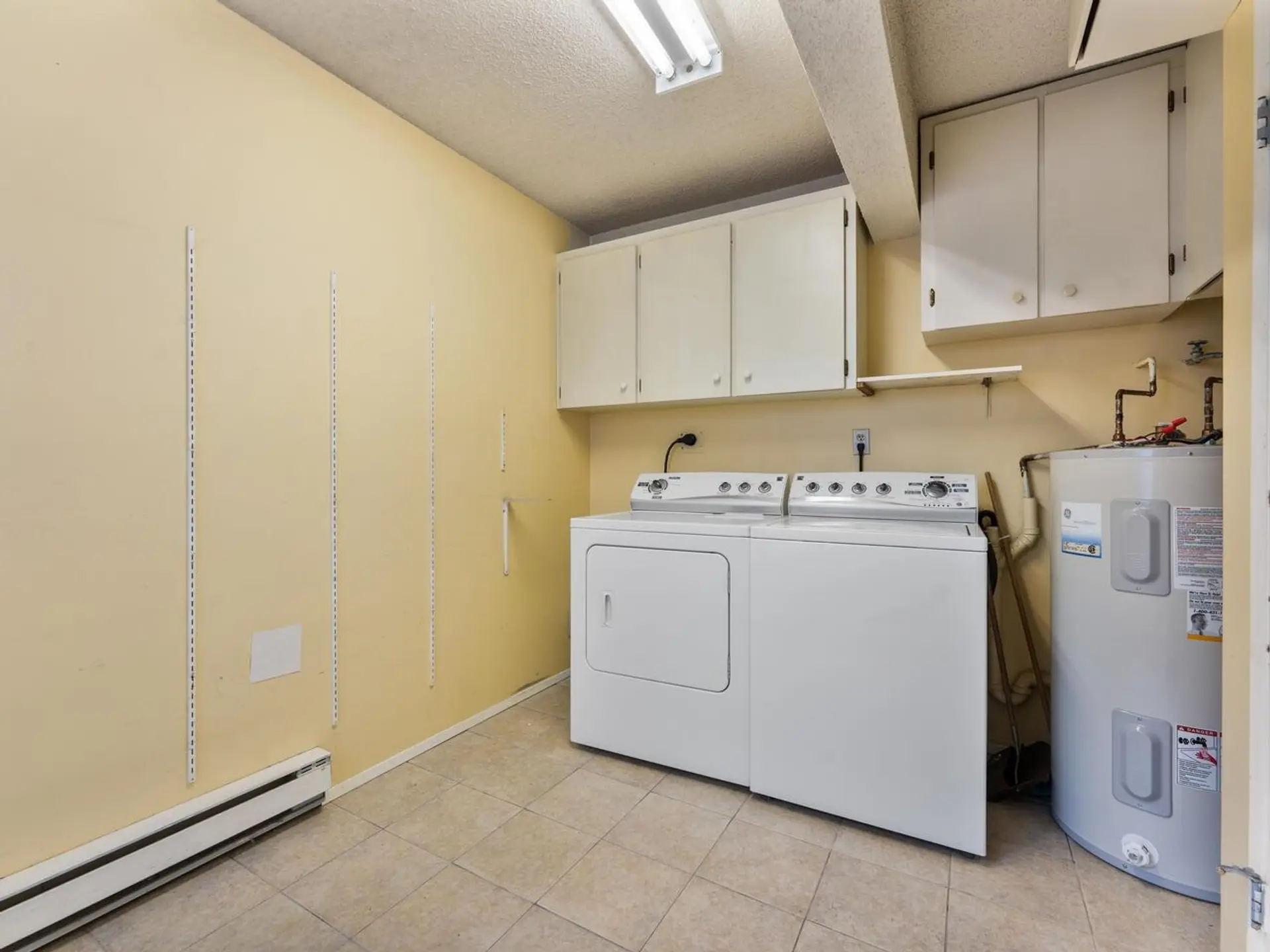 #19 3851 Blundell Road - Image 15