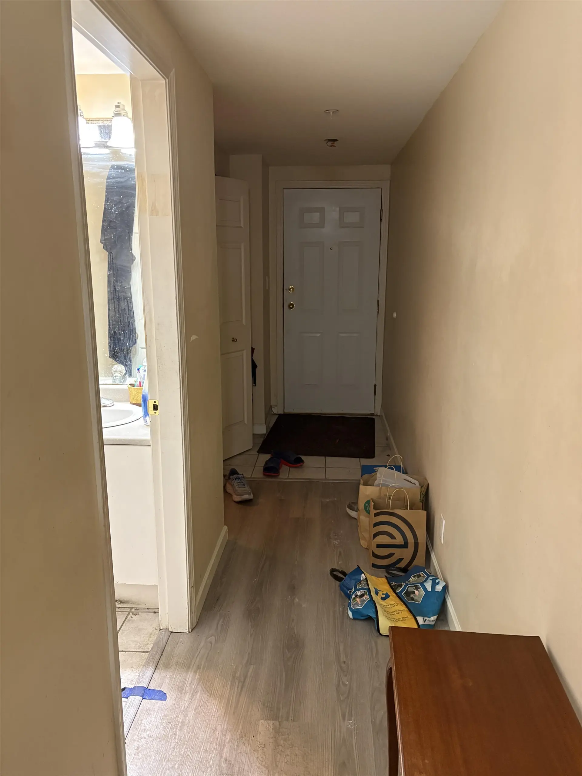 Property at #204 137 W 17TH STREET, North Vancouver, BC