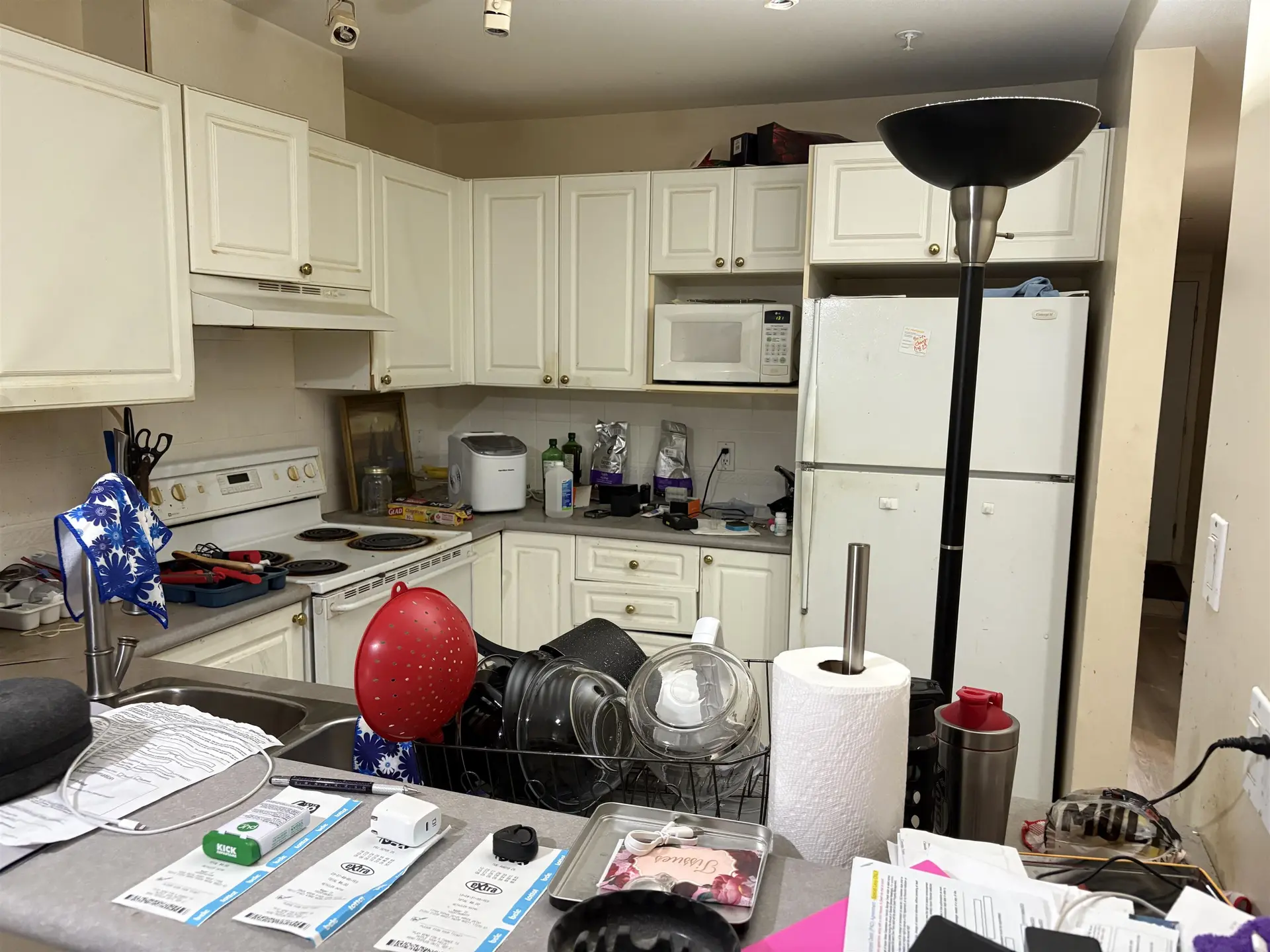 Property at #204 137 W 17TH STREET, North Vancouver, BC