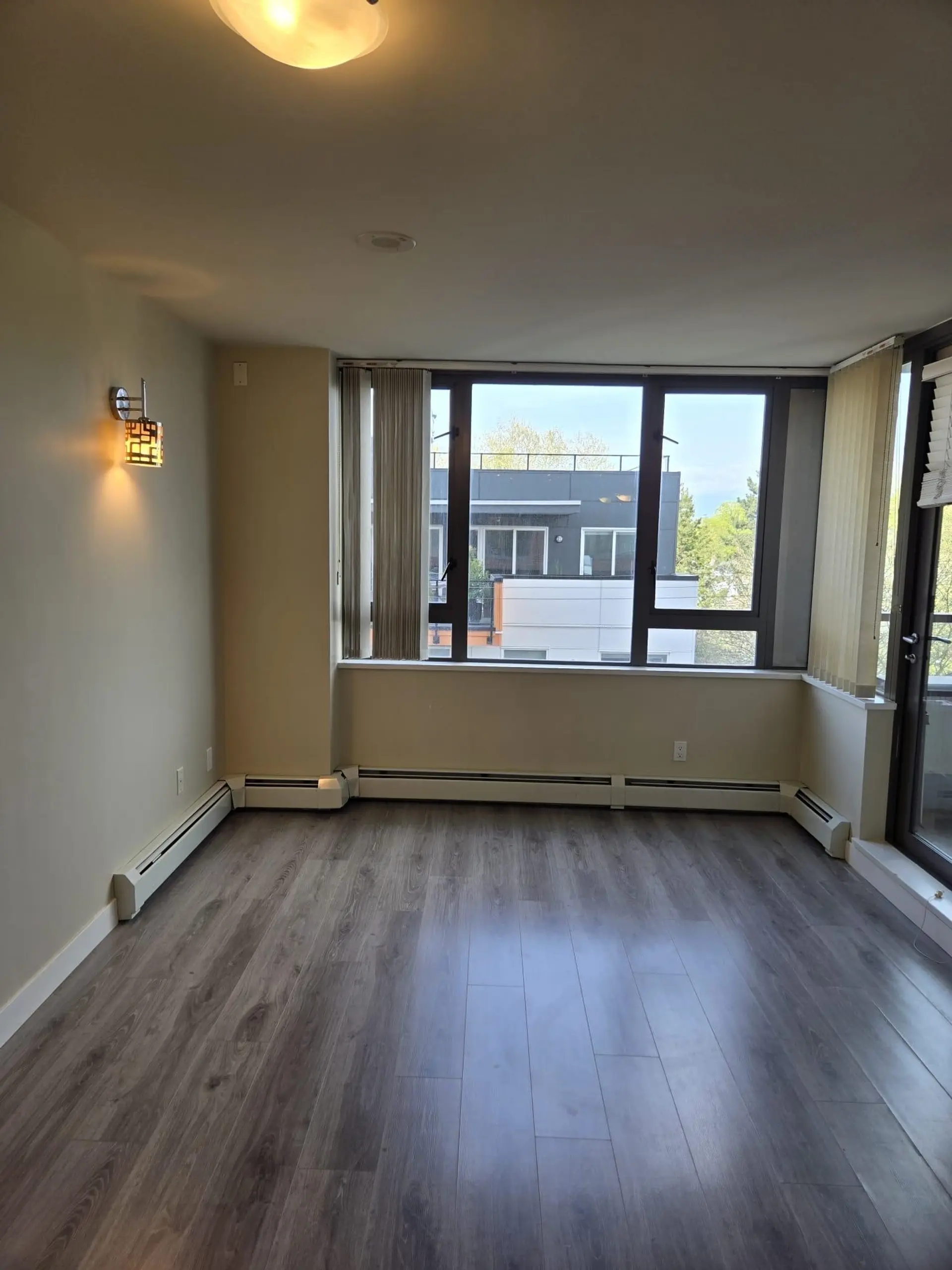 Property at #512 2689 KINGSWAY, Vancouver, BC