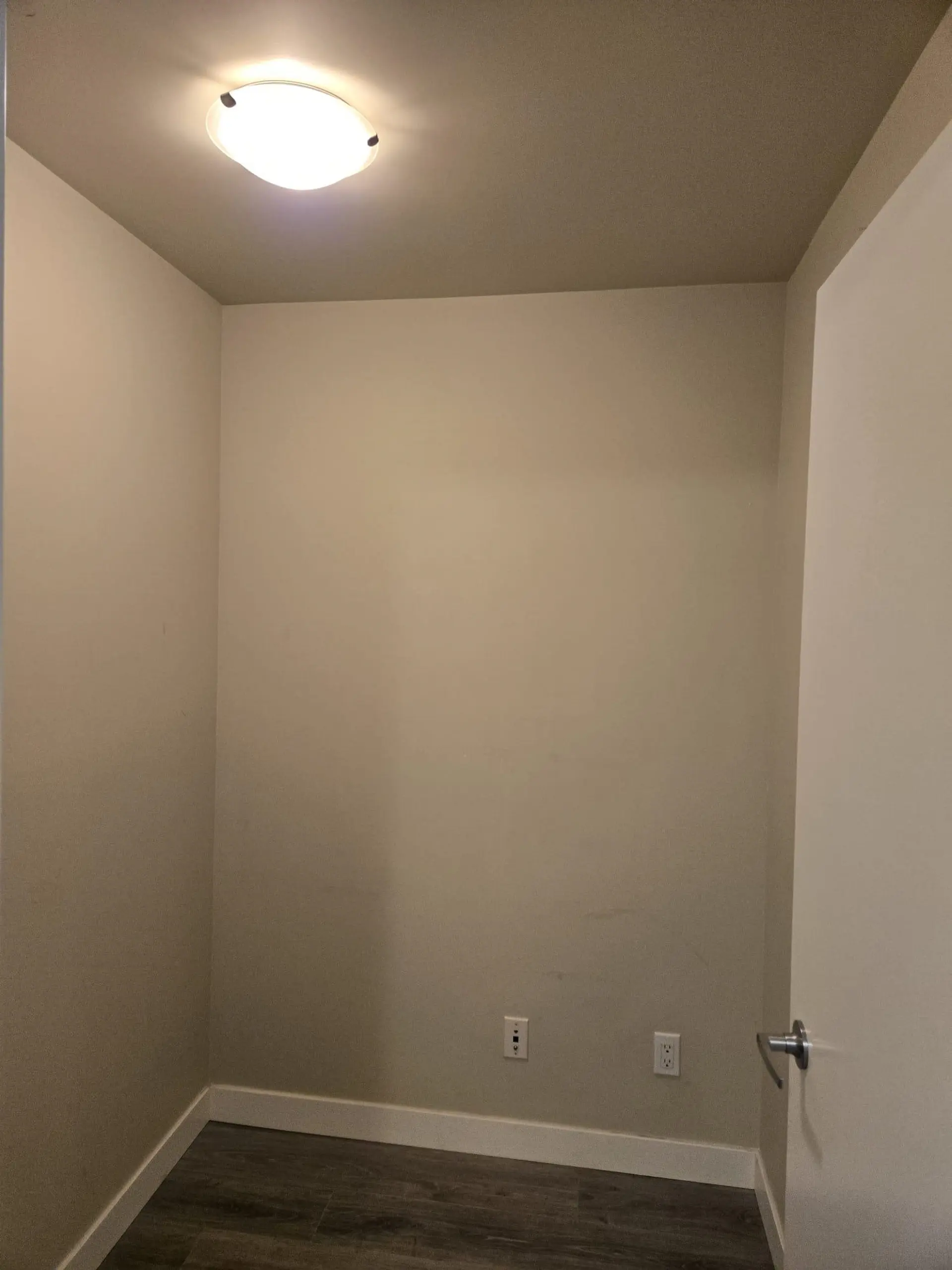 Property at #512 2689 KINGSWAY, Vancouver, BC