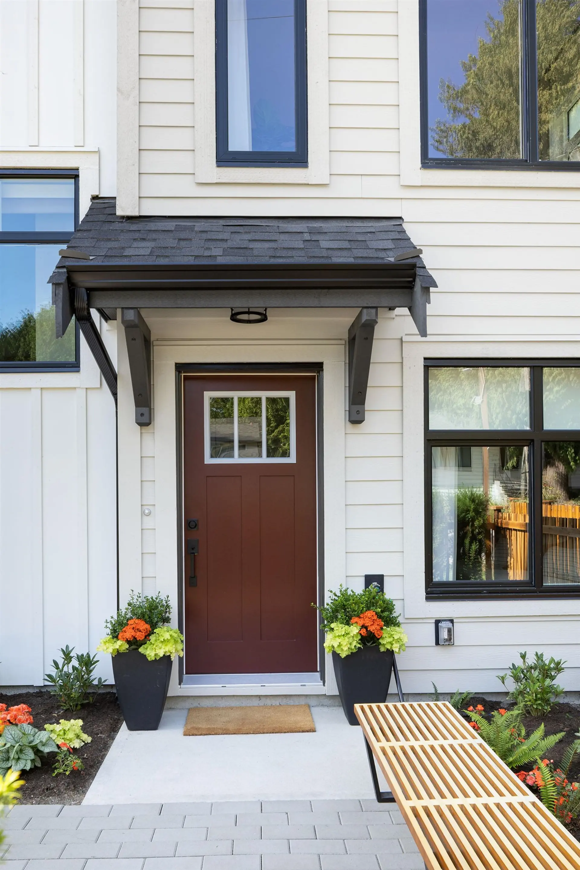 #5 2150 Rindall Avenue - Image 2