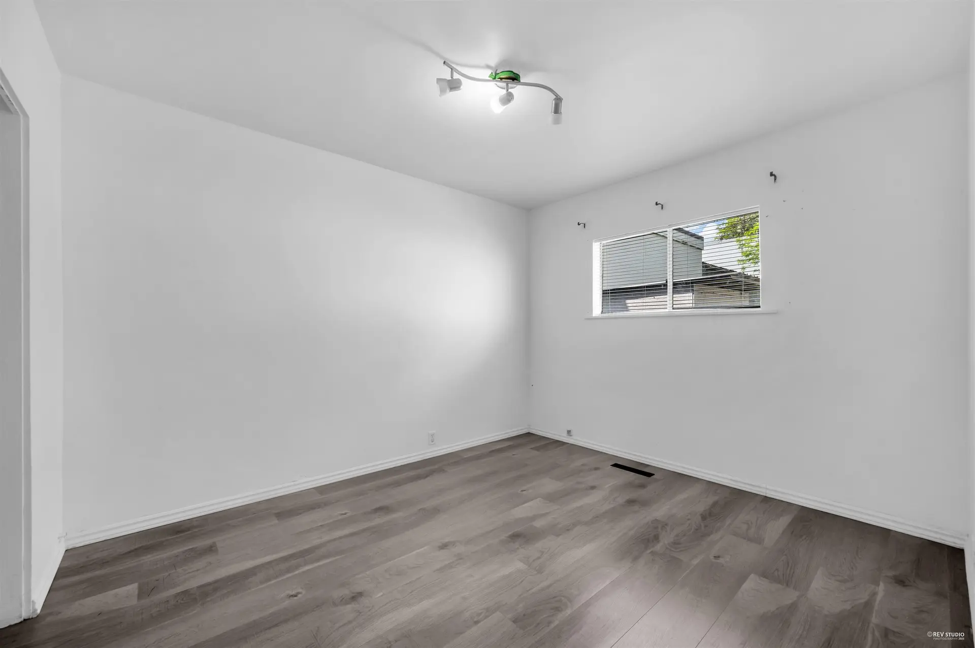 Property at 4021 GRAVELEY STREET, Burnaby, BC