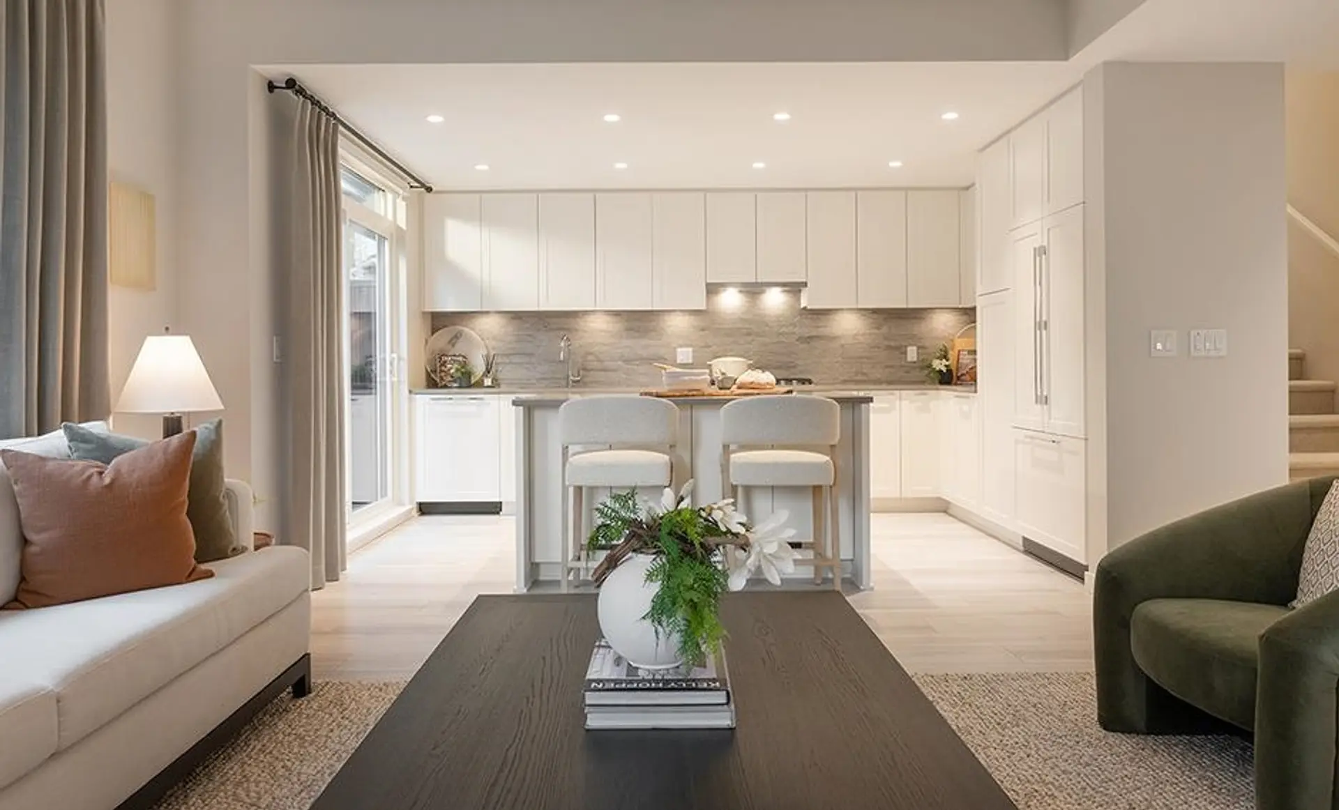 #160 1330 Wellon Street - Image 9