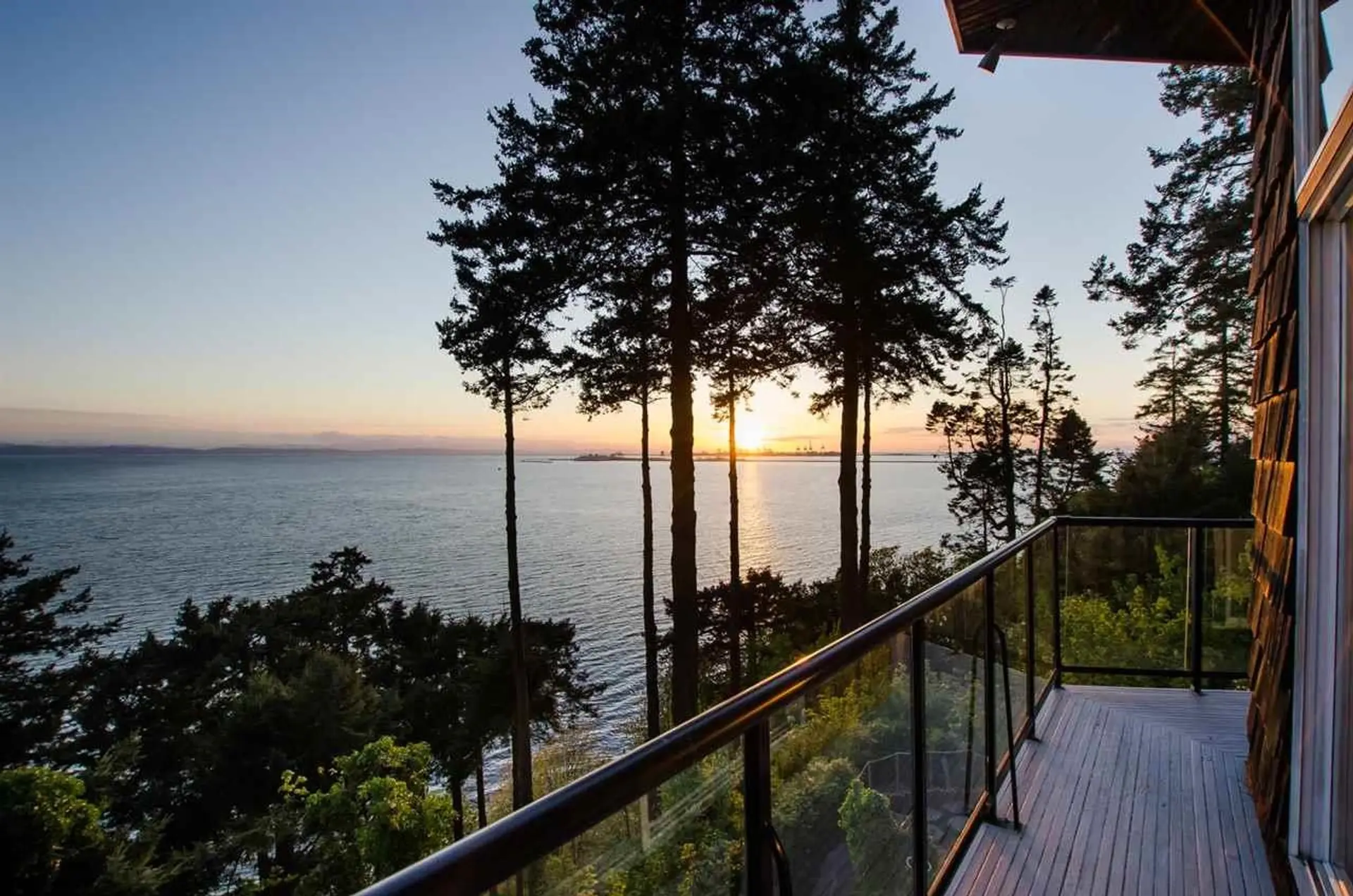 Property at 20 TSAWWASSEN BEACH ROAD, Delta, BC