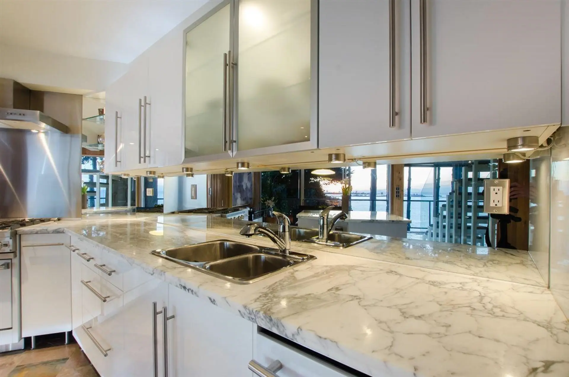 Property at 20 TSAWWASSEN BEACH ROAD, Delta, BC