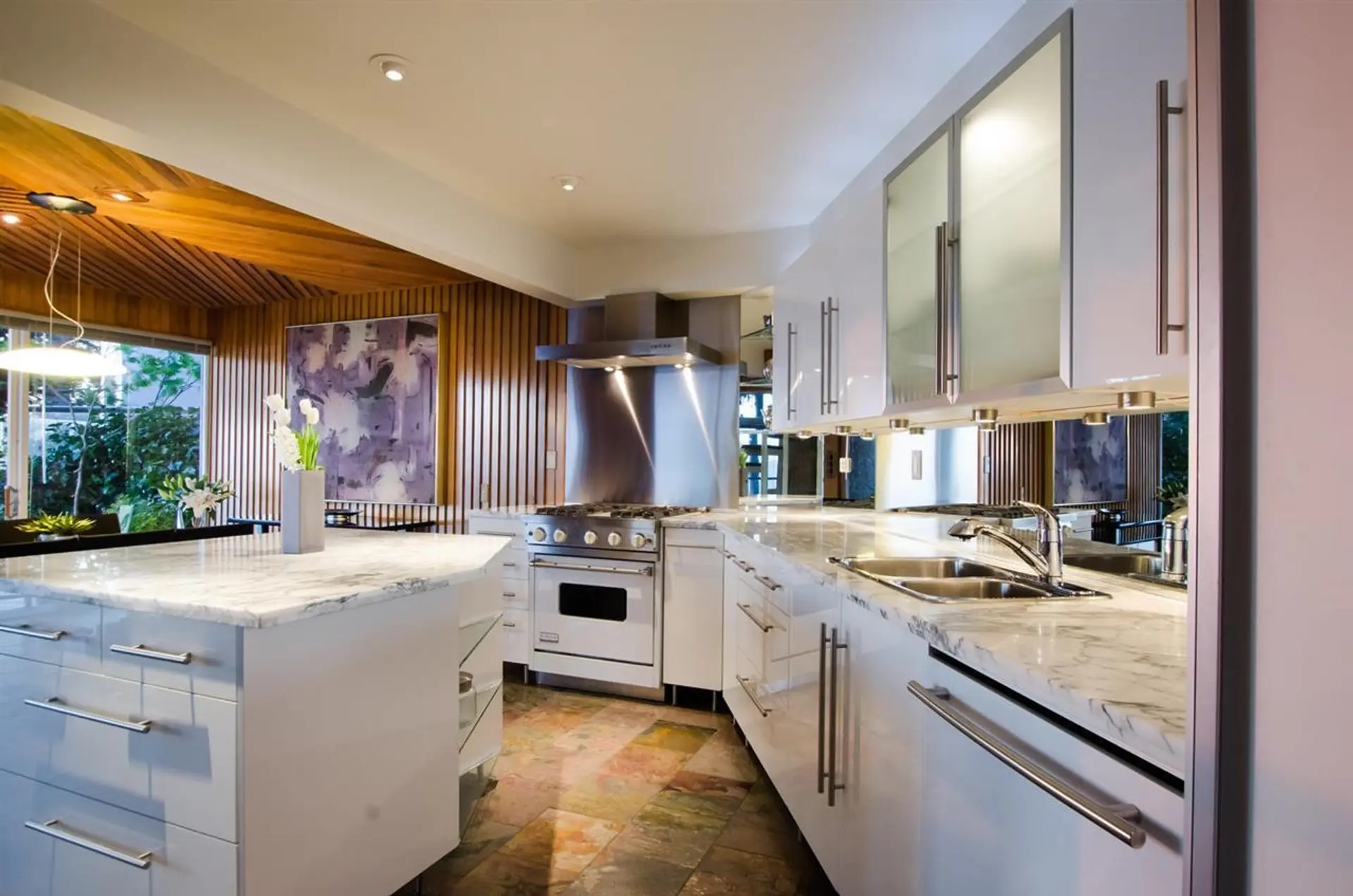 Property at 20 TSAWWASSEN BEACH ROAD, Delta, BC