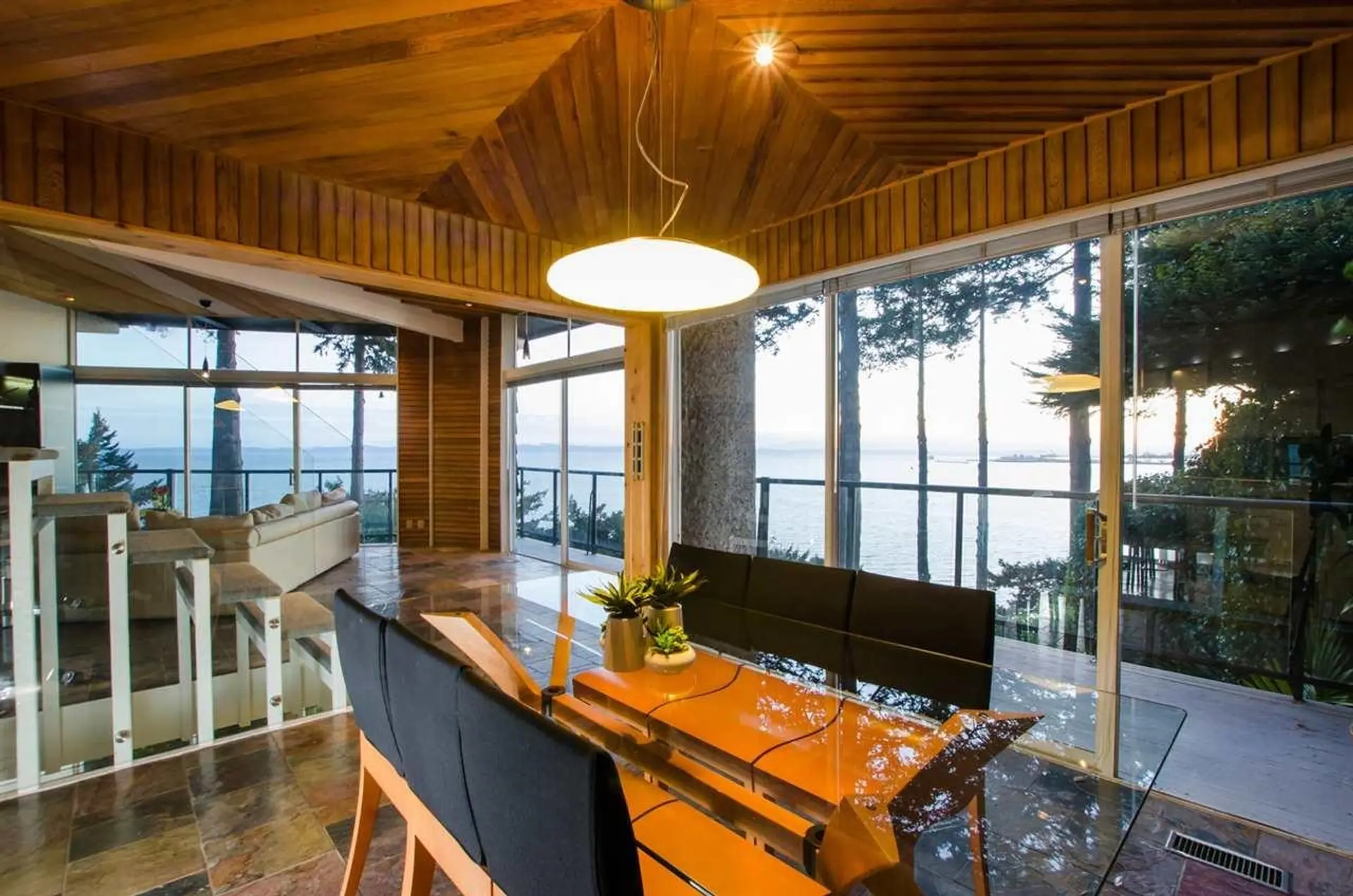 Property at 20 TSAWWASSEN BEACH ROAD, Delta, BC