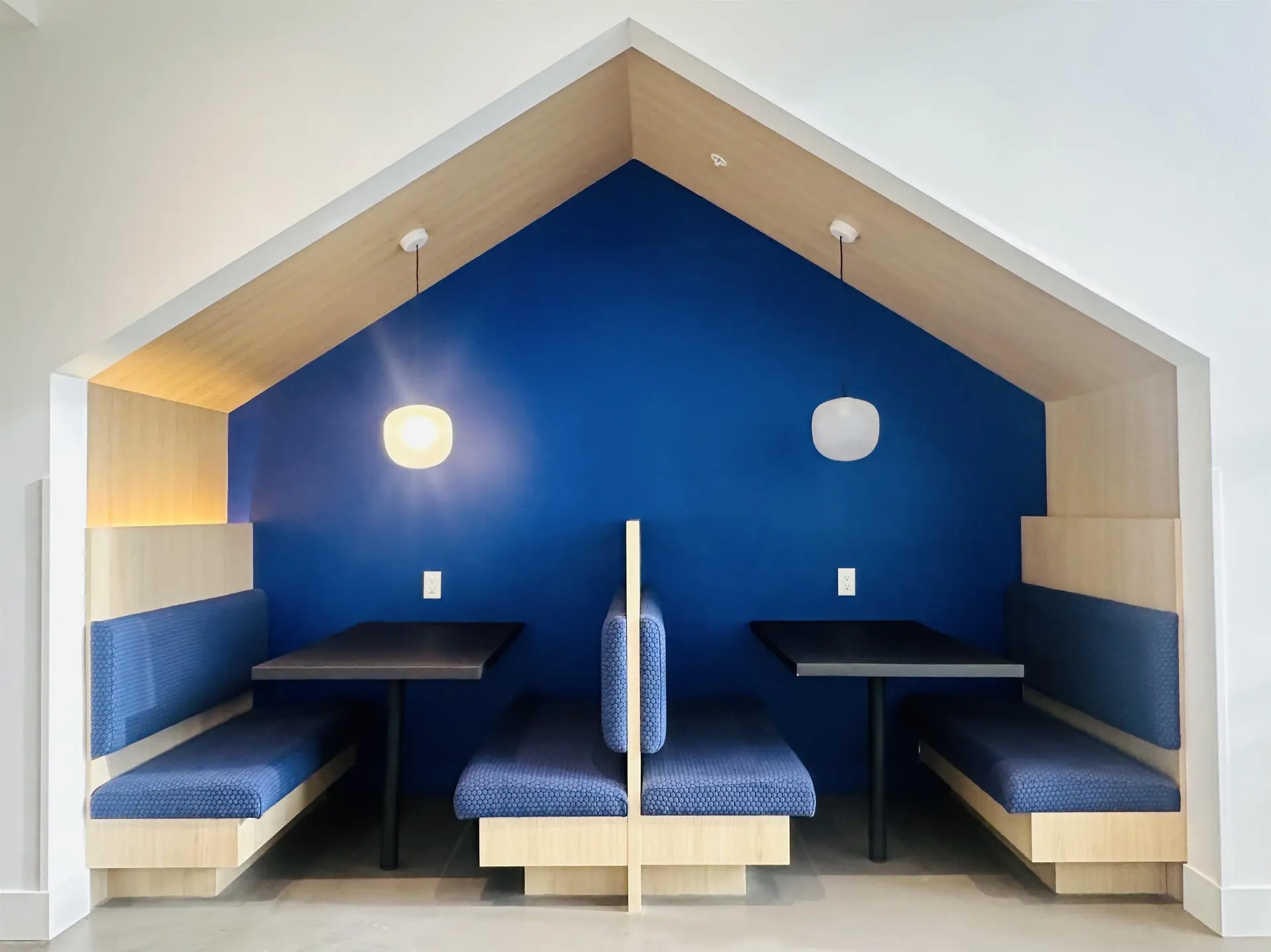 Property at #411 9888 UNIVERSITY CRESCENT, Burnaby, BC